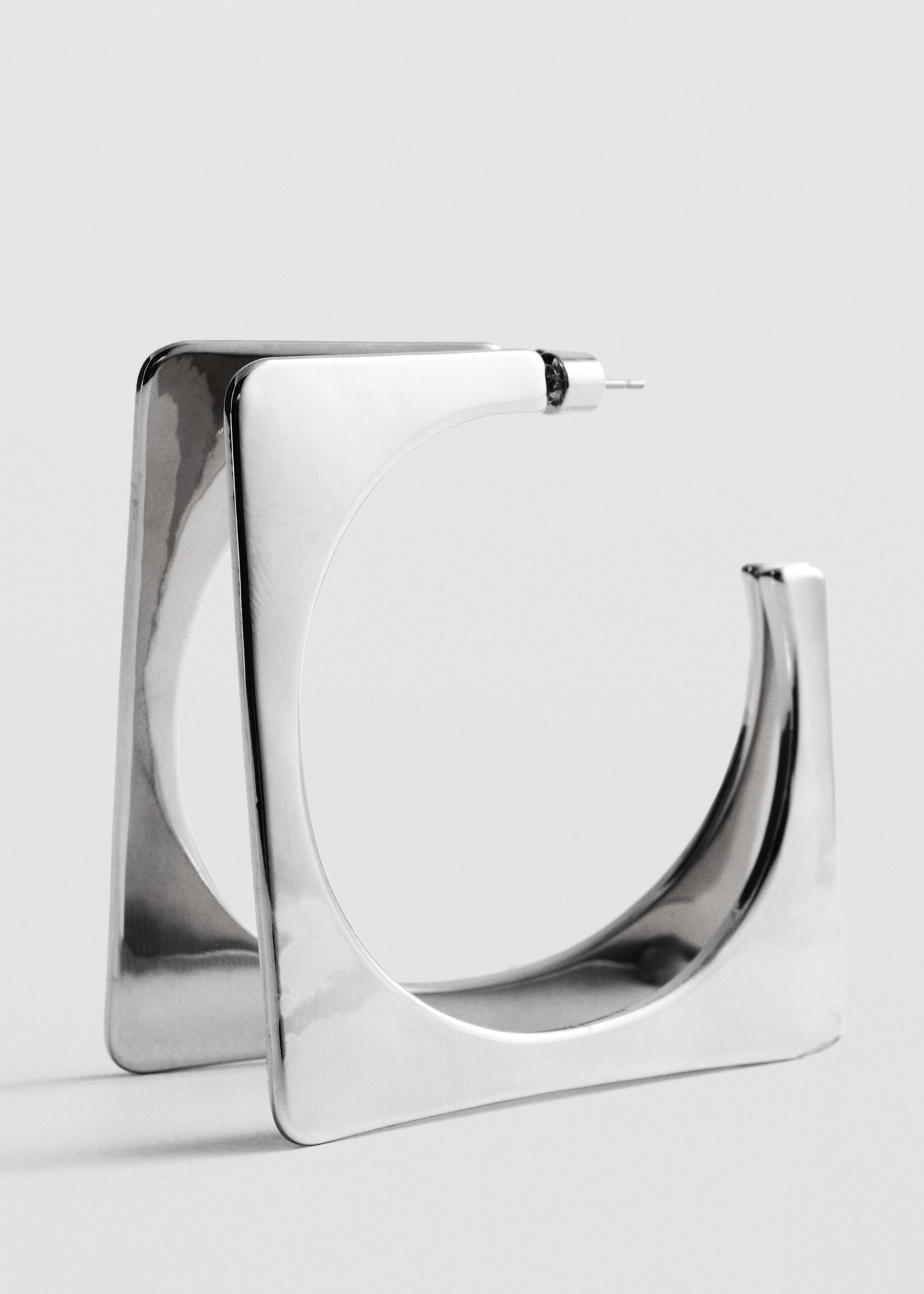 Square maxi-hoop earrings - Medium plane, Silver. Ref: 77016001-00.