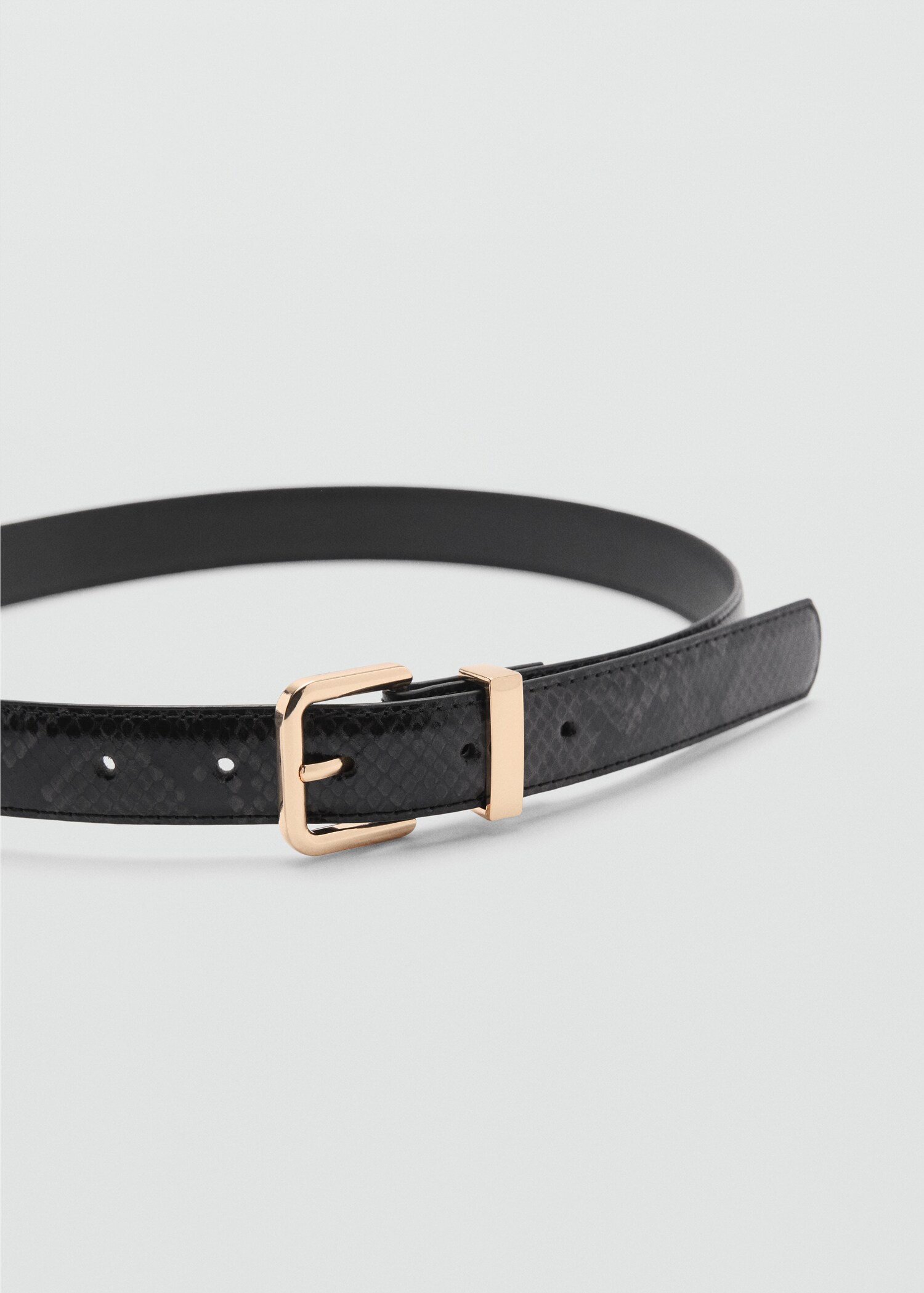 Ceinture effet serpent - Plan moyen