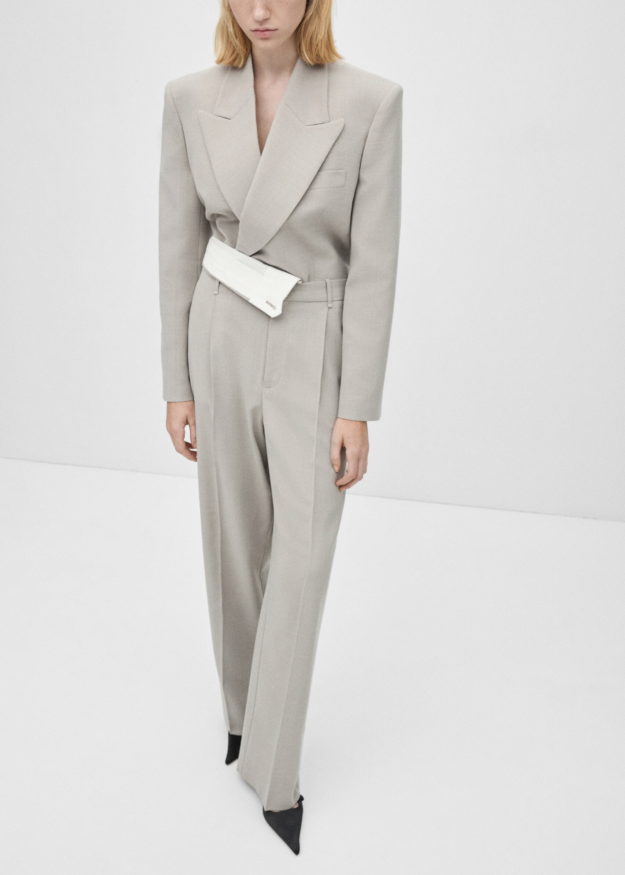 Straight-fit suit trousers - Medium plane, Light/Pastel Grey. Ref: 77016357-00.