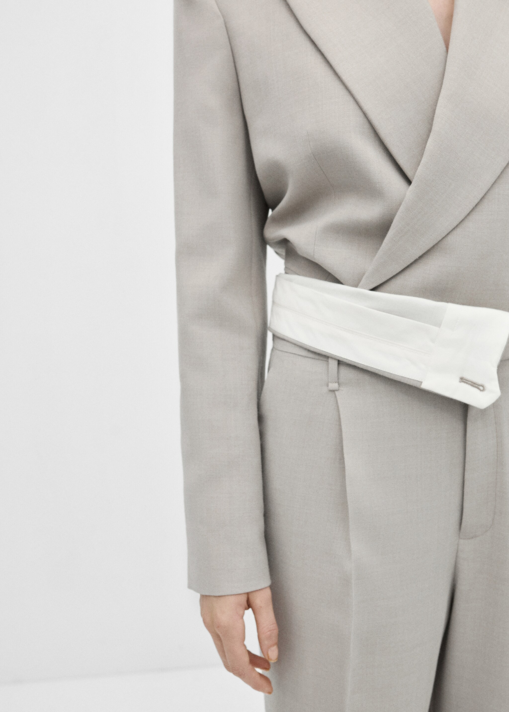 Straight-fit suit trousers - Details of the article 2, Light/Pastel Grey. Ref: 77016357-00.