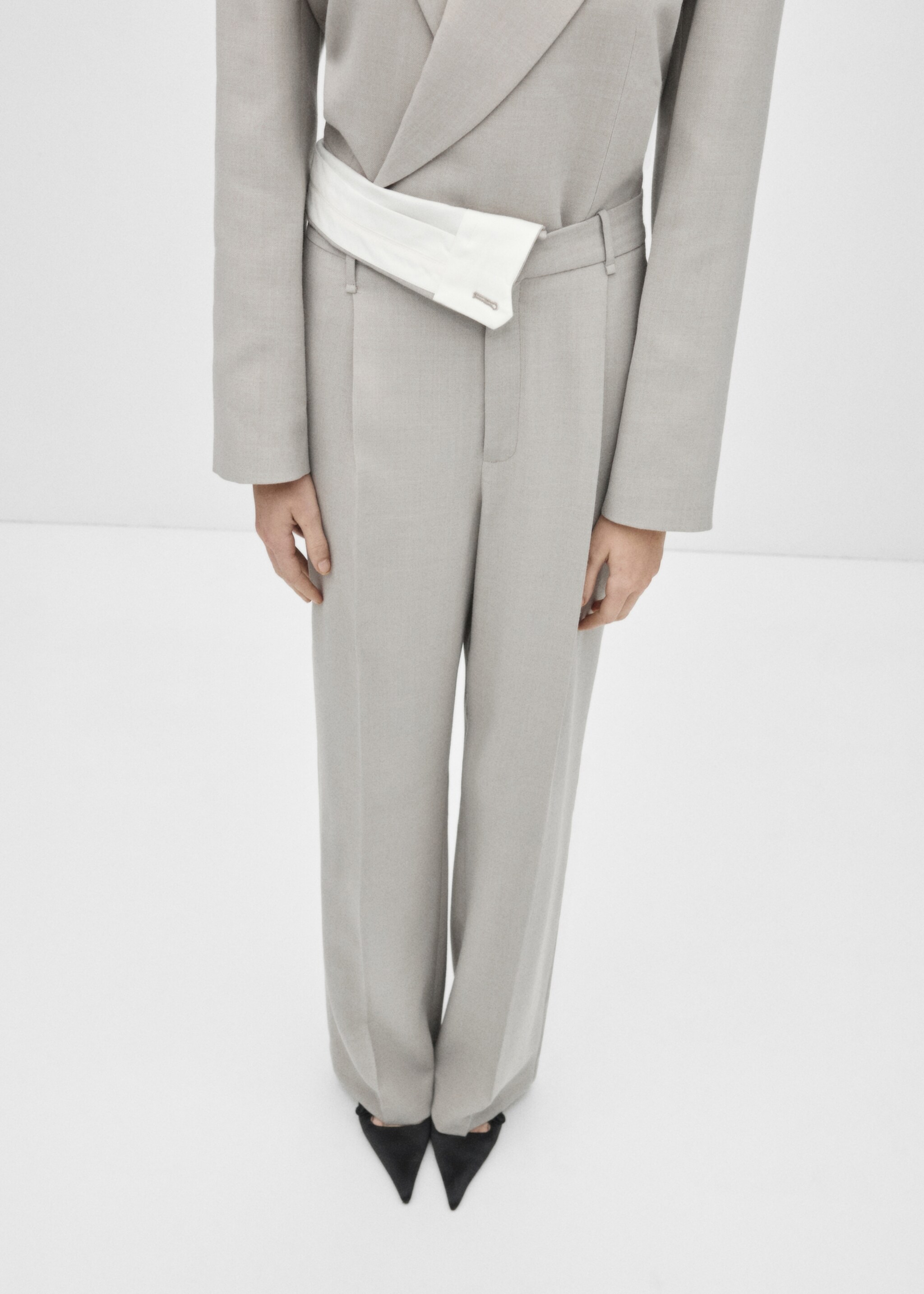 Straight-fit suit trousers - Details of the article 6, Light/Pastel Grey. Ref: 77016357-00.