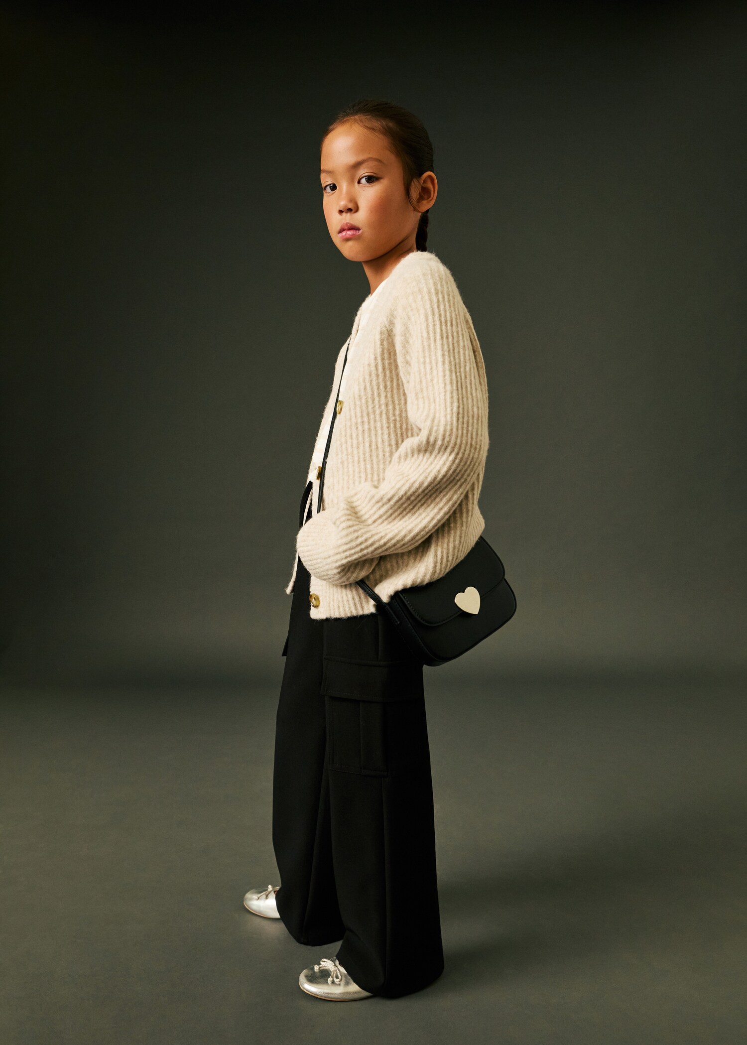 Flowy cargo trousers - Details of the article 5