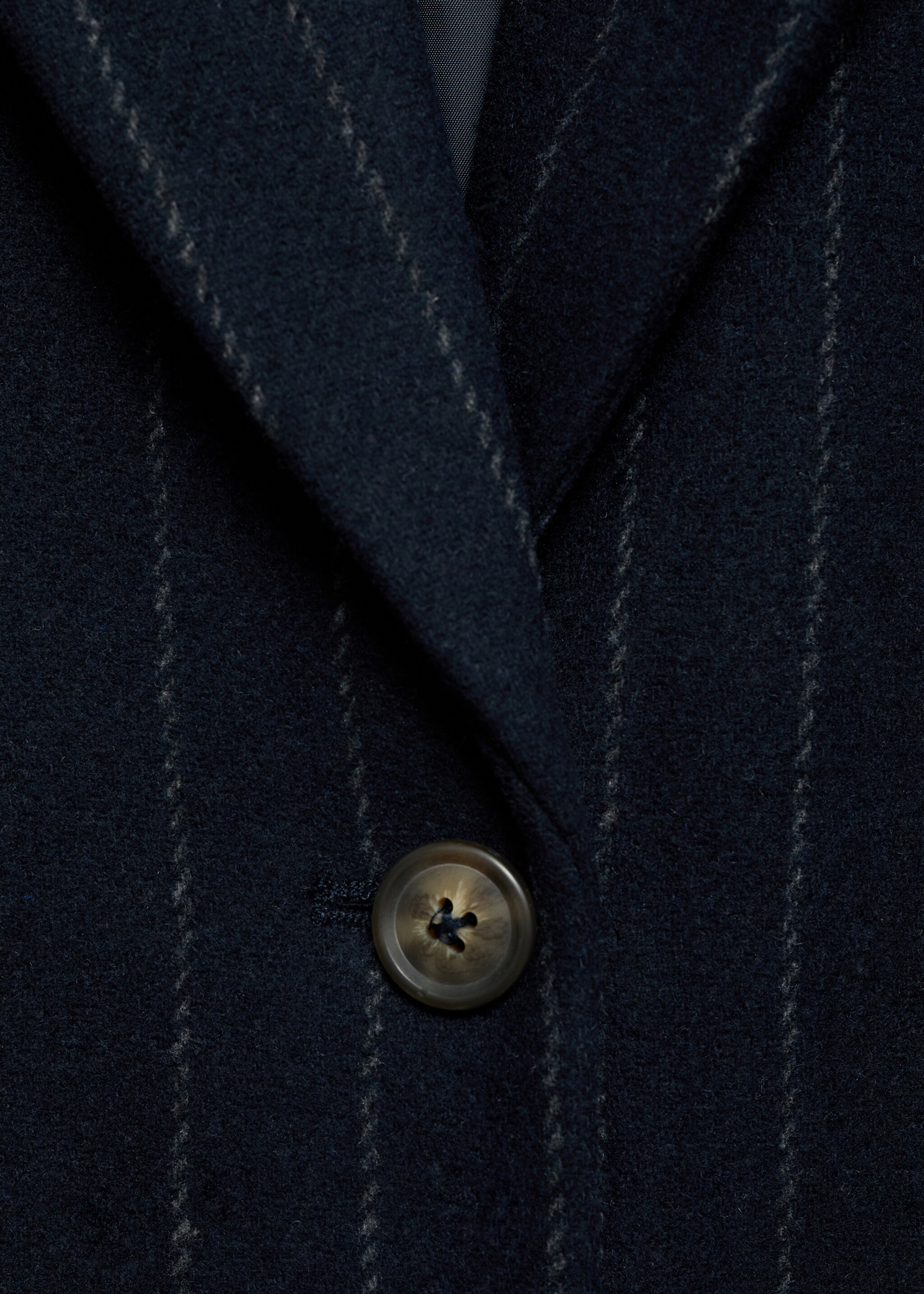 Gestreifter Wollmantel - Detail des Artikels 8, Dunkles Marineblau. Ref: 77016742-00.