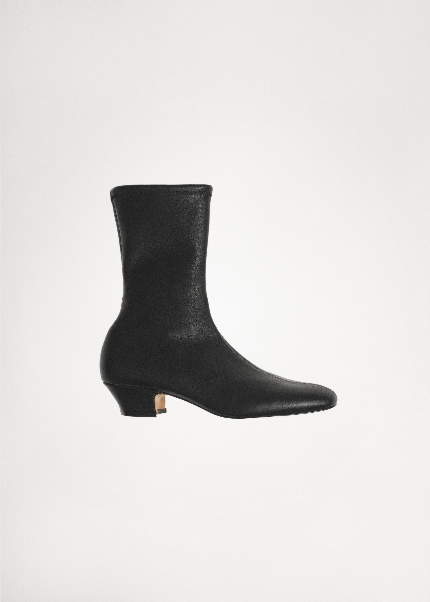 Soft leather boots - Details of the article 5