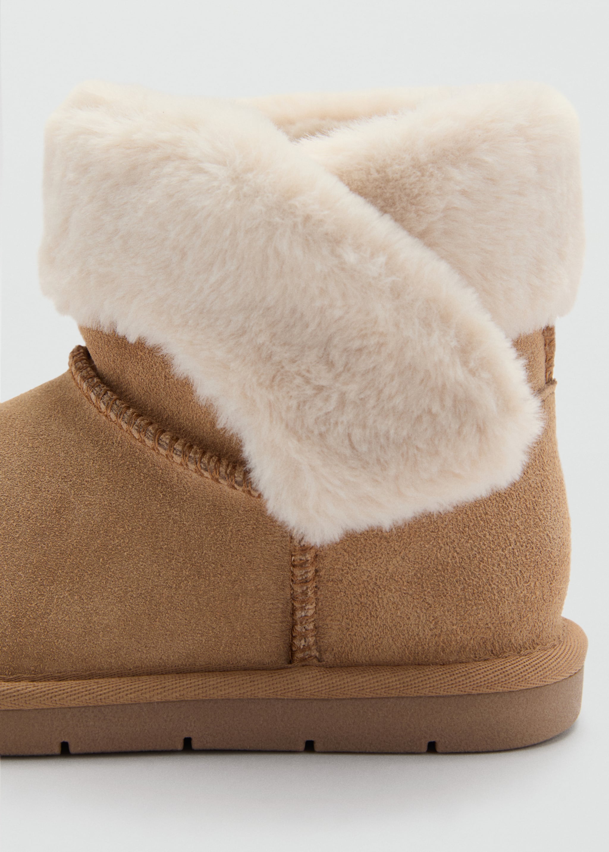 Bottines en cuir et imitation fourrure - Détail de l'article 1, Beige. Ref: 77016745-00.