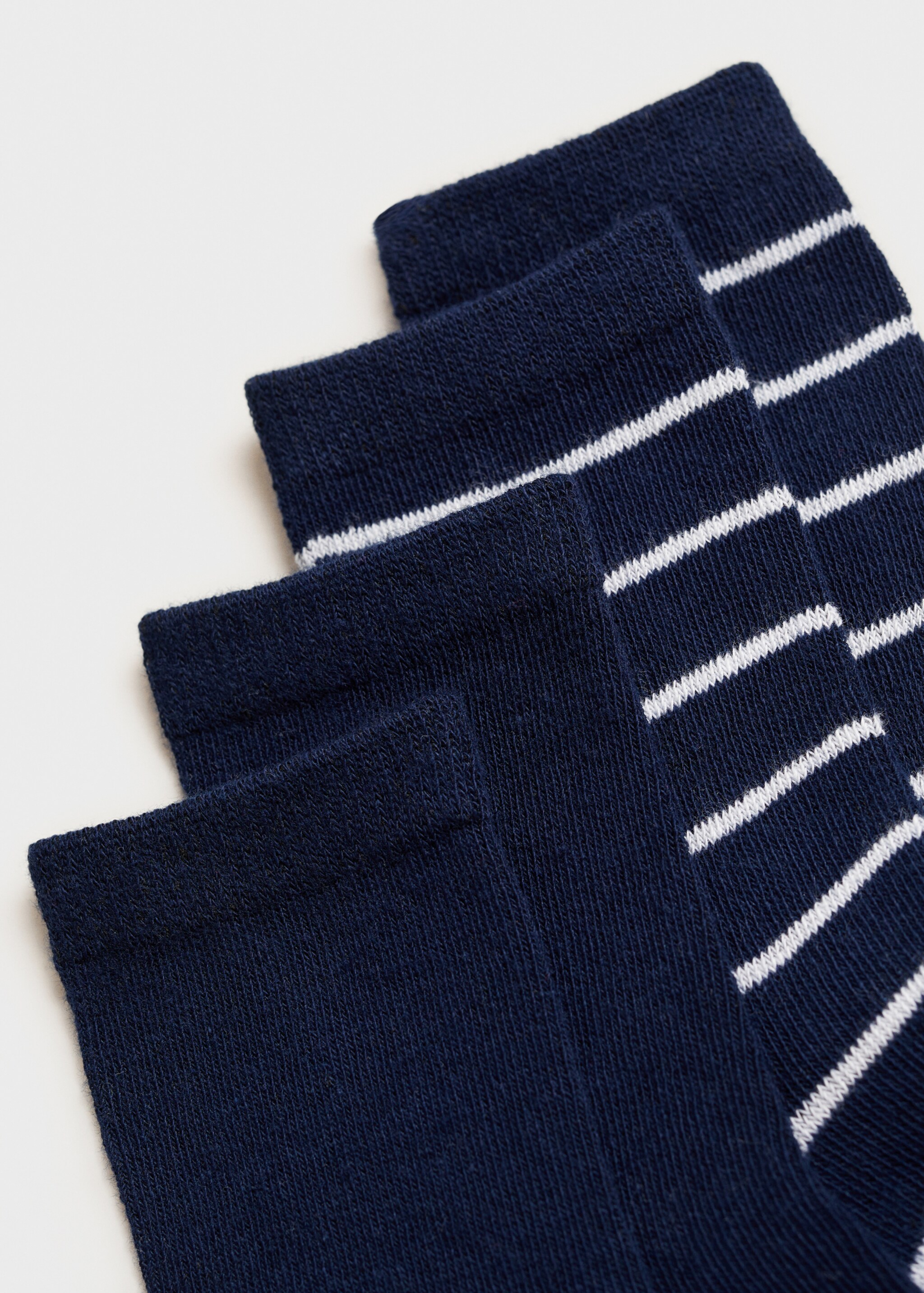 Pack 2 calcetines estampados - Detalle del artículo 8, Azul marino oscuro. Ref: 77016756-00.