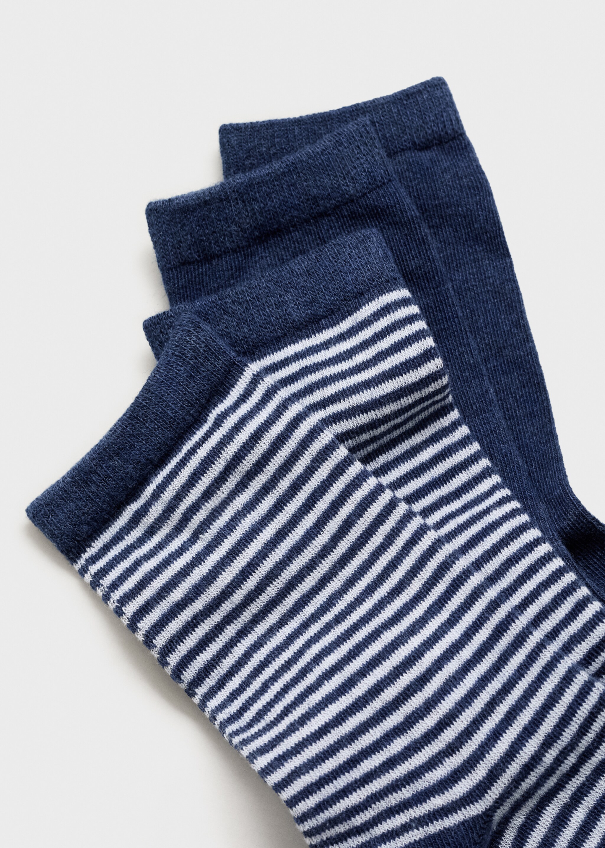 Pack 2 mitjons combinats - Detall de l'article 8, Blau marí fosc. Ref: 77016760-00.