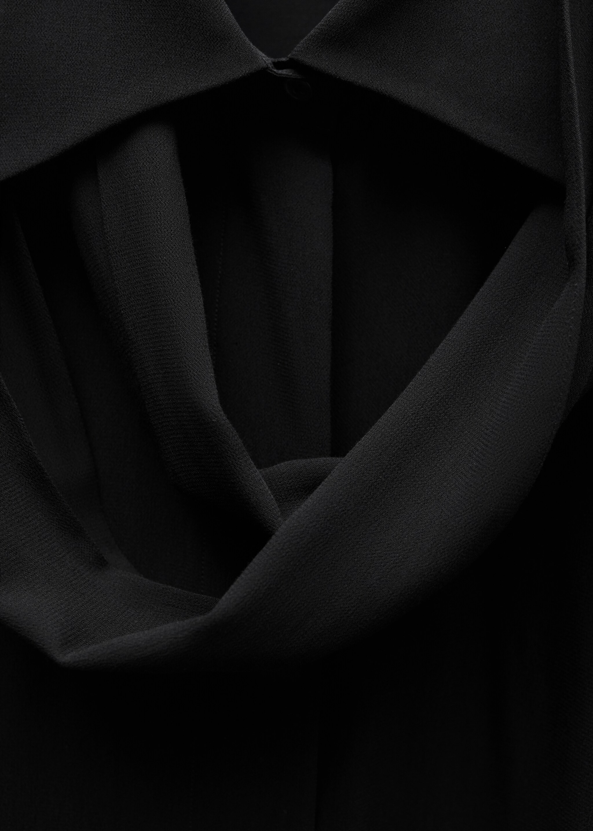 Semi-transparent lace shirt - Details of the article 8, Black. Ref: 77016764-00.