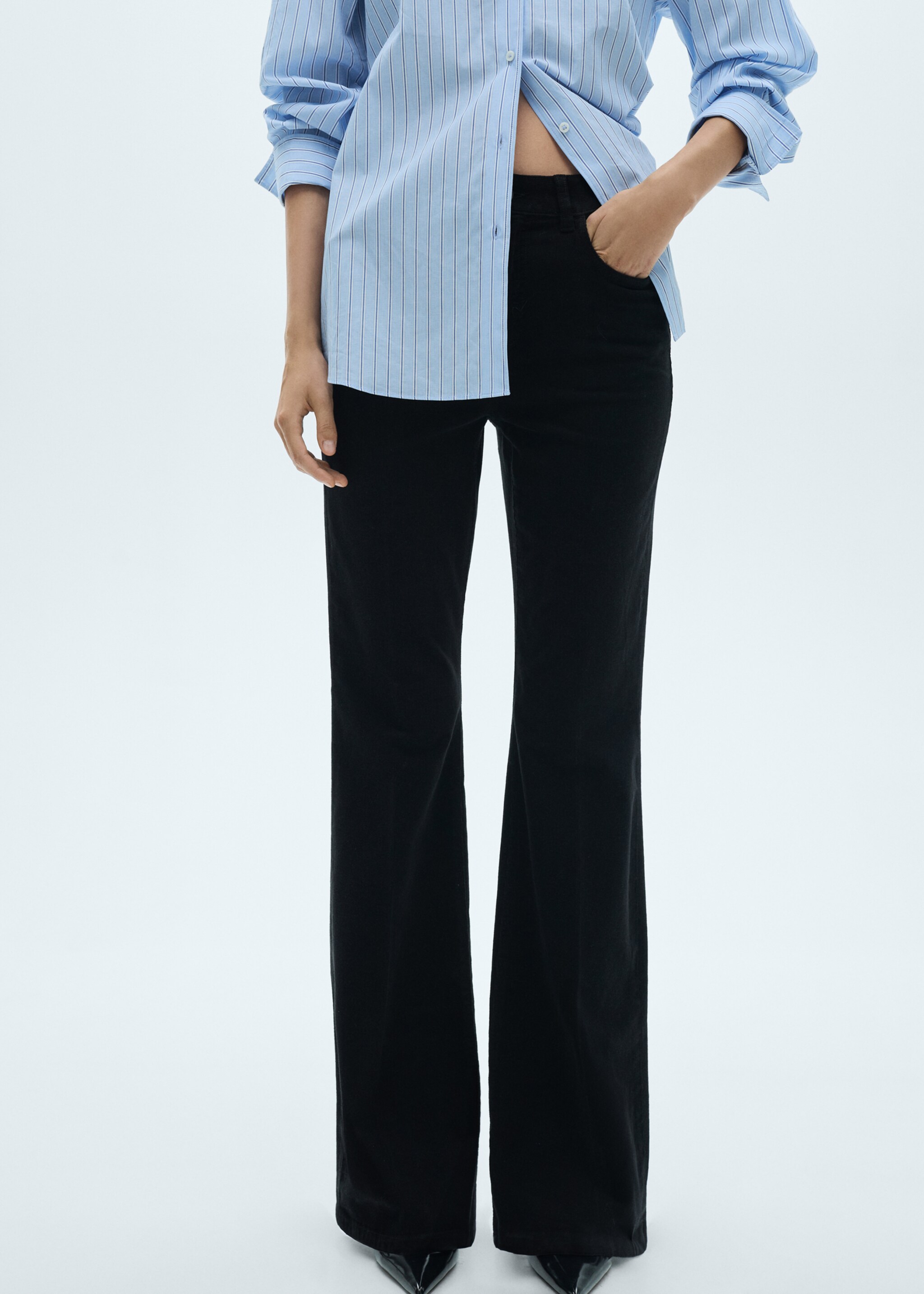 Corduroy flared jeans - Medium plane, Black. Ref: 77017118-00.
