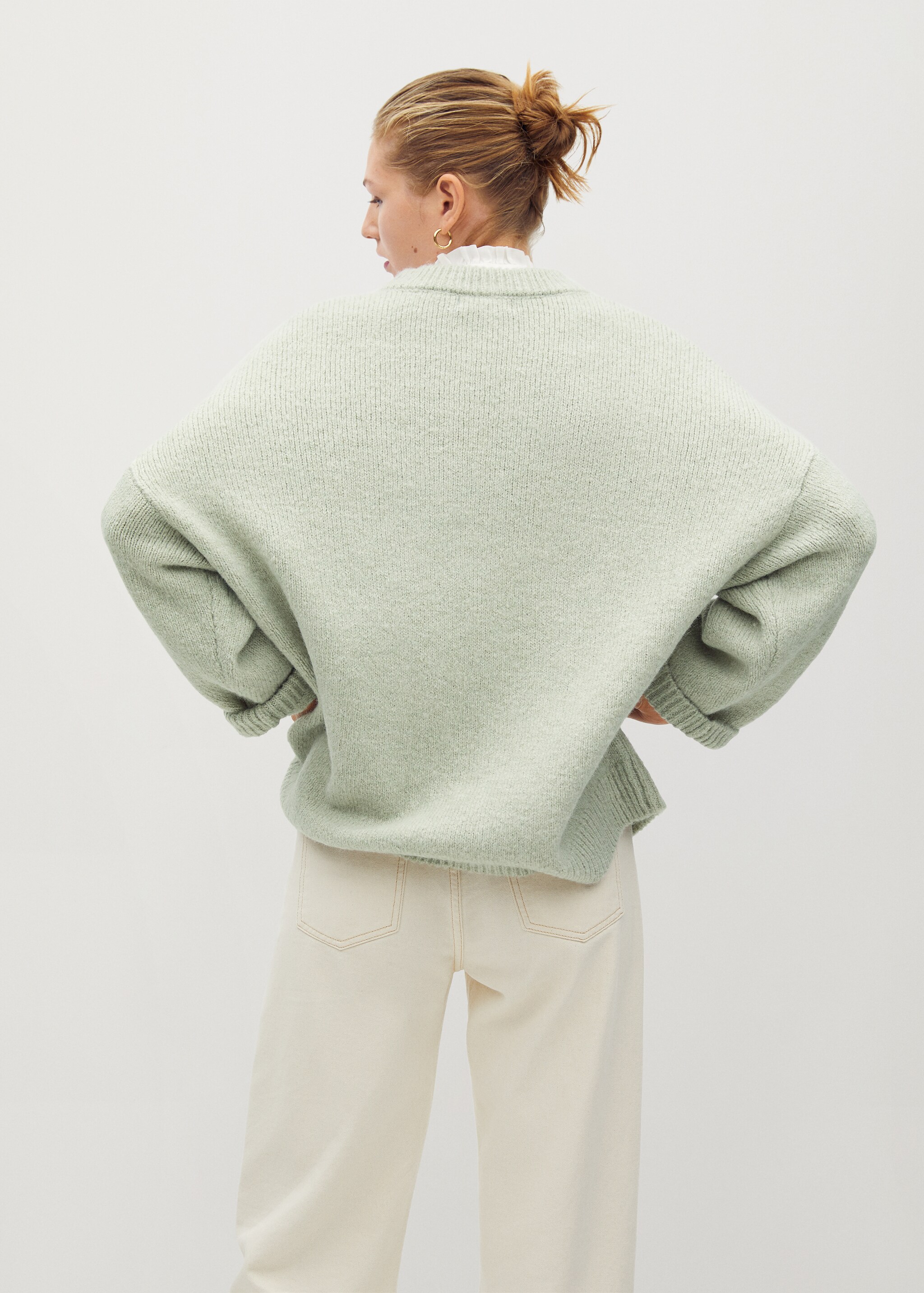 Oversize knit sweater - Reverse of the article