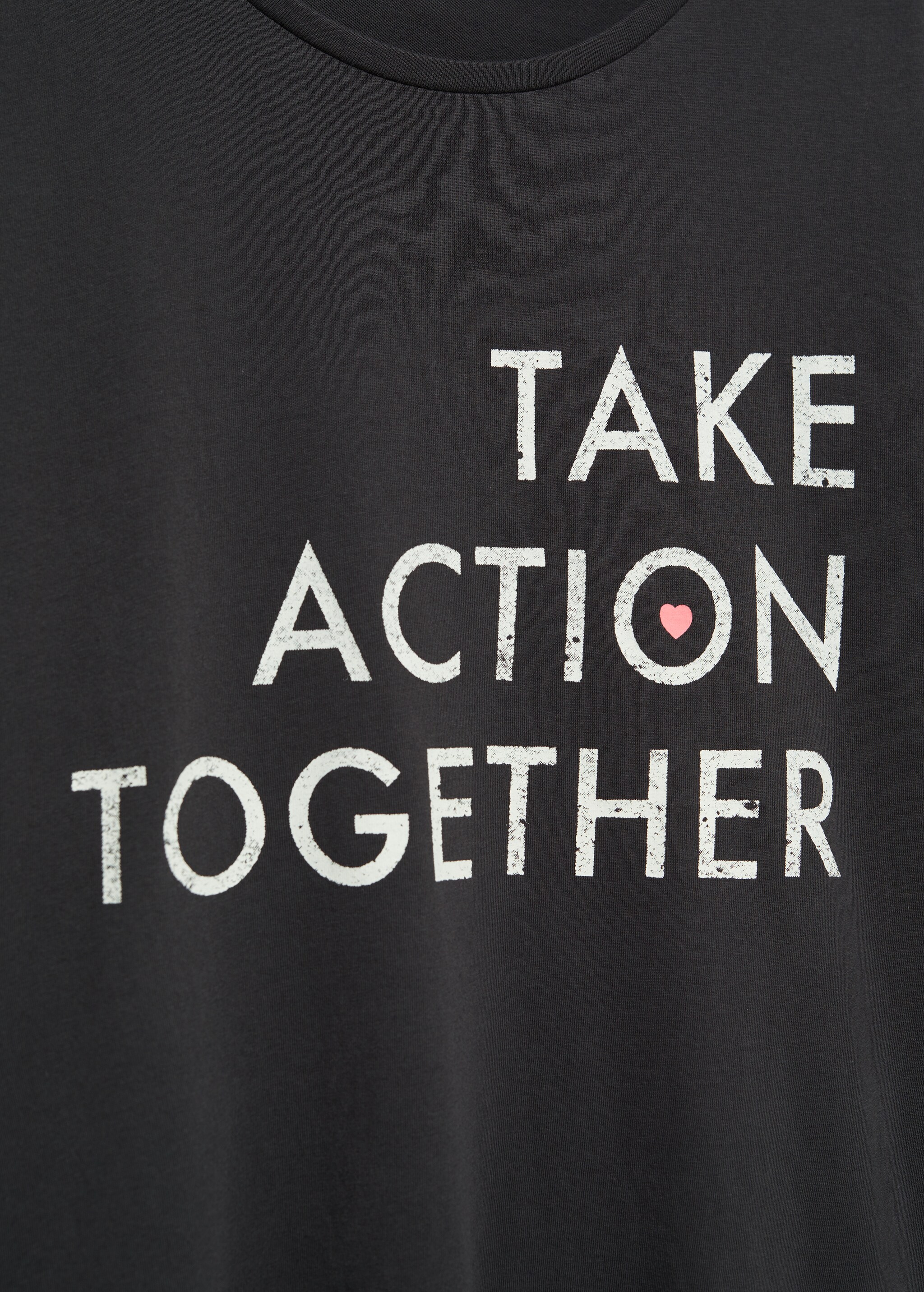 Short-sleeved solidary t-shirt - Details of the article 8