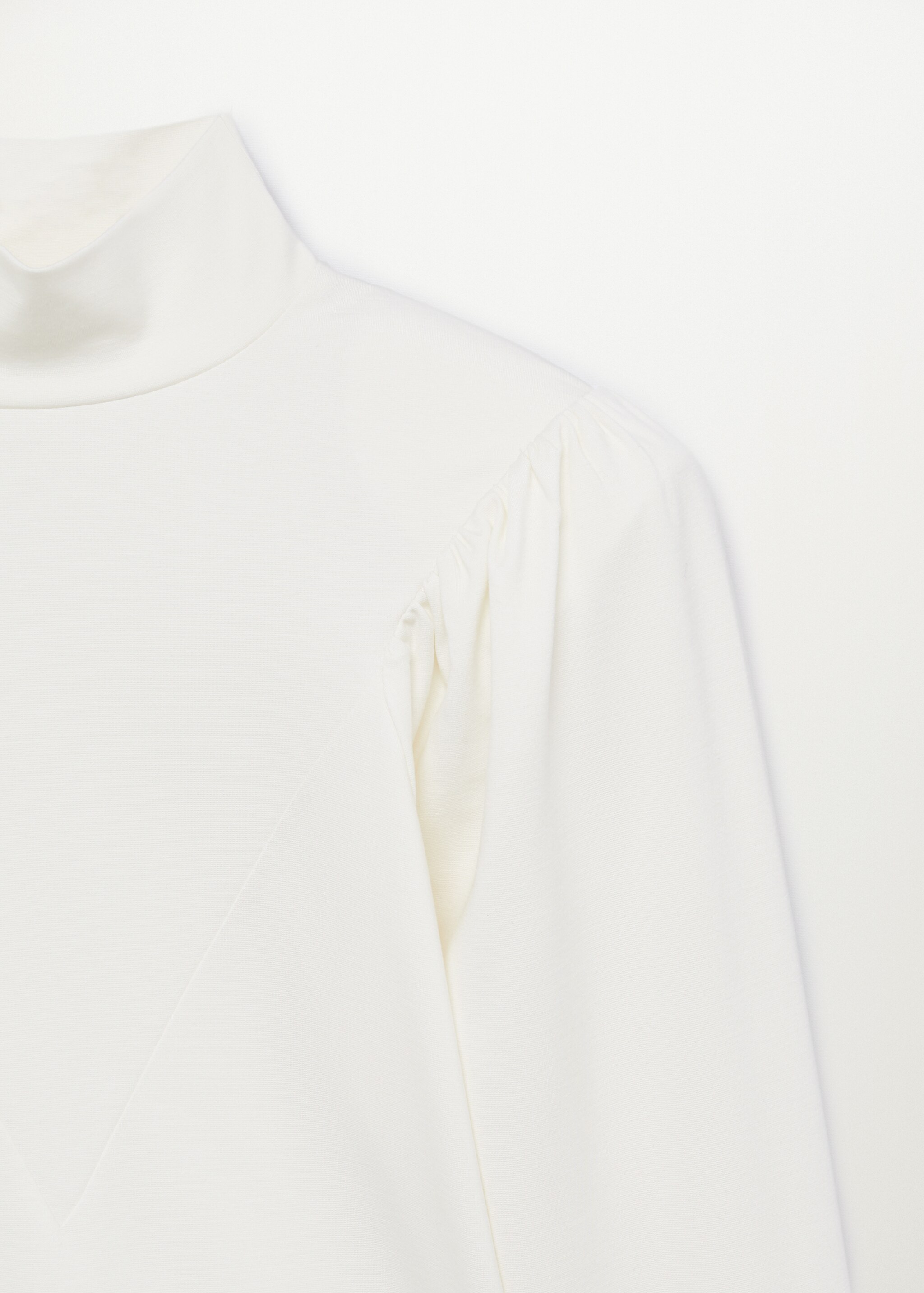 Camiseta cuello alto - Detalle del artículo 8