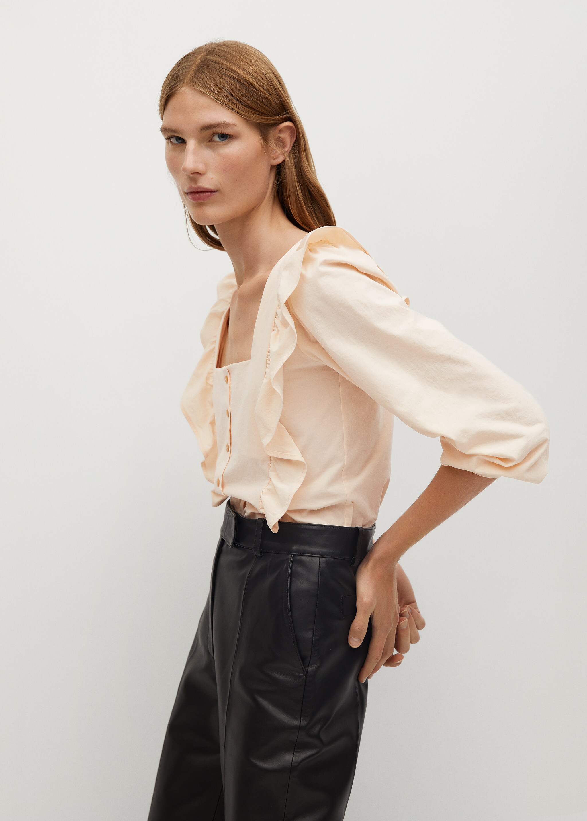 Blusa volante hombro - Detalle del artículo 1