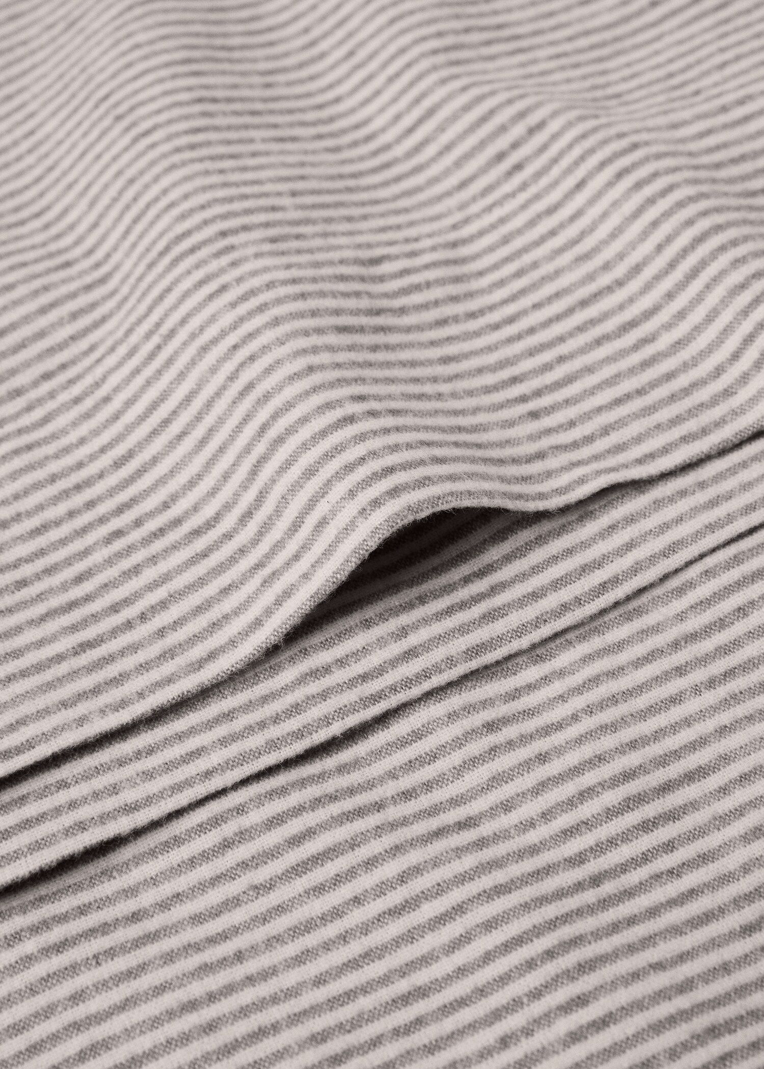 Povlak na polštář s proužky bavlněný flanel 45 x 110 cm - Detail zboží 2