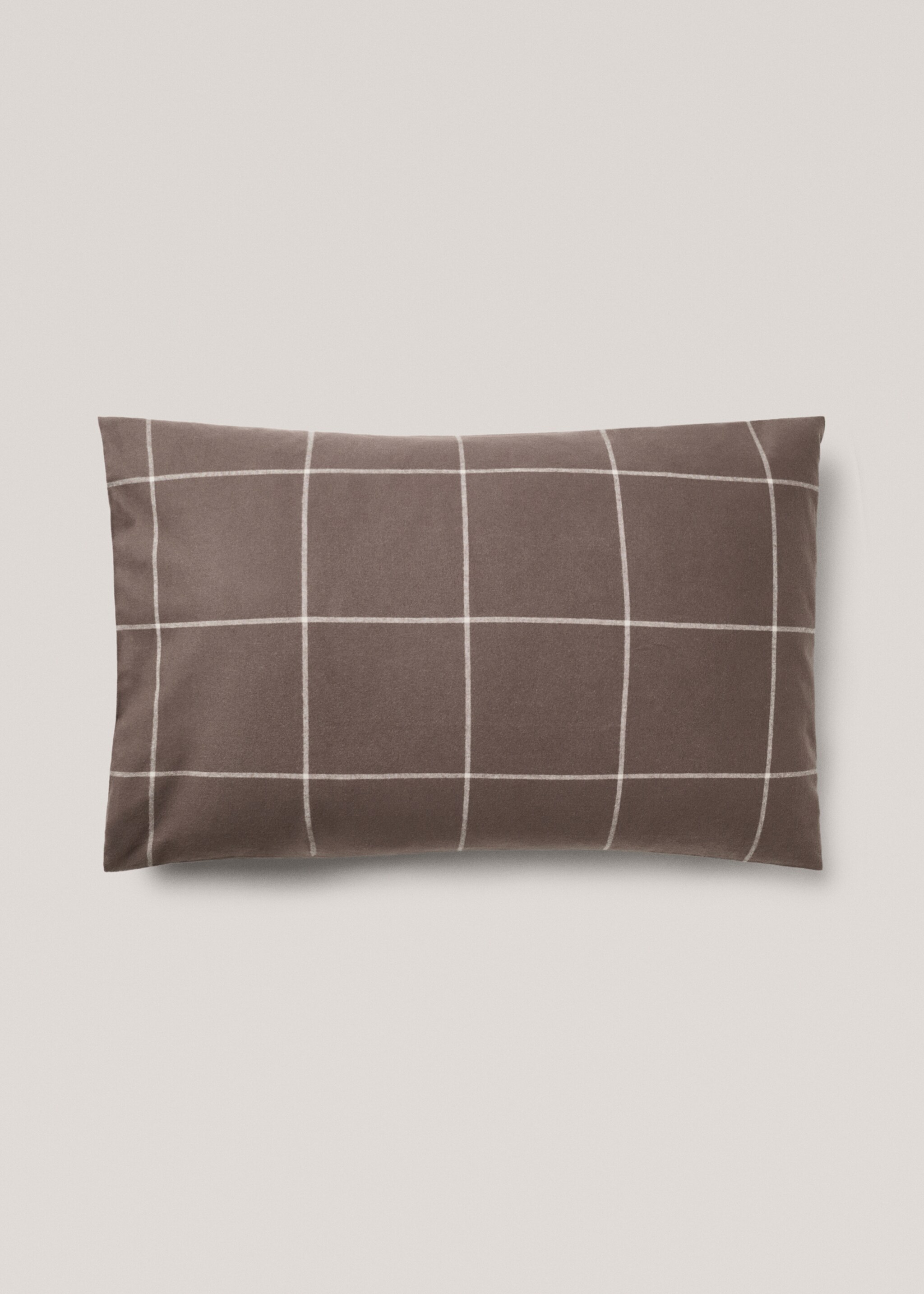 Cotton flannel checkered pillow cover 50x75cm - Article without model, Chocolate. Ref: 77017666-00.