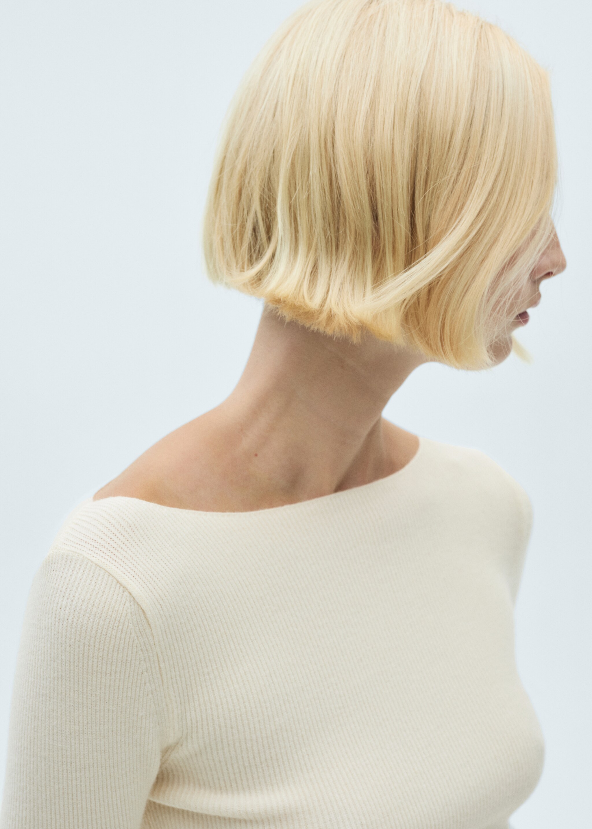 Πουλόβερ πλεκτό γιακάς χαμόγελο - Λεπτομέρεια του προϊόντος 1, Εκρού. Ref: 77017674-00.