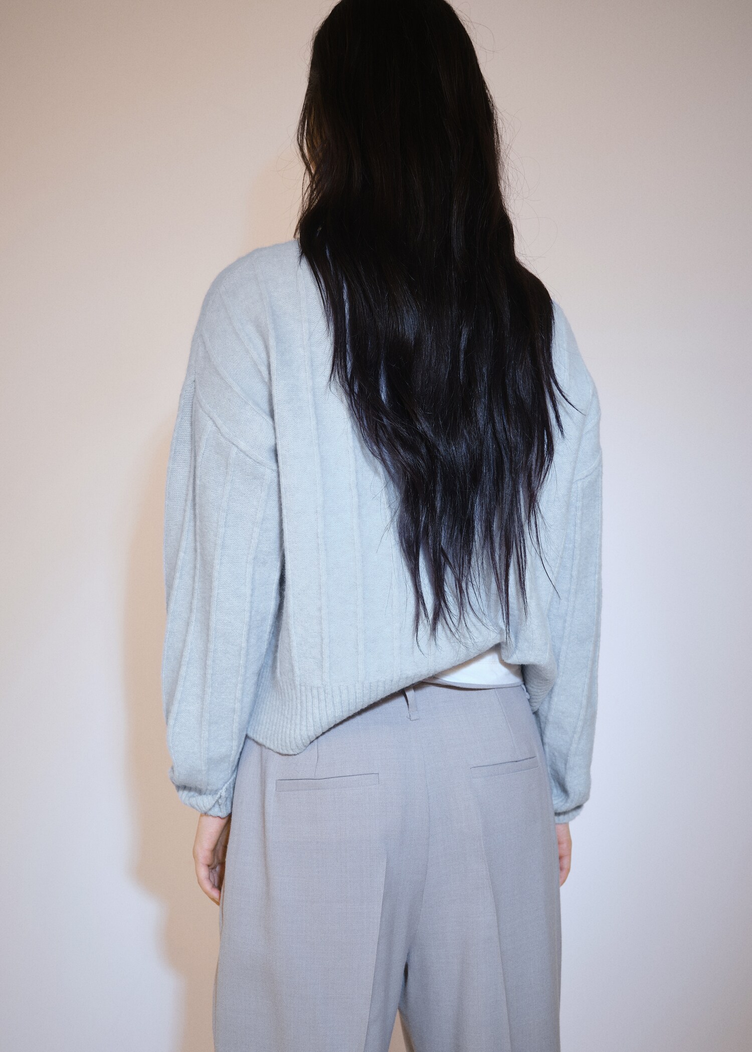 Úpletový svetr s výstřihem perkins - Zadní strana zboží