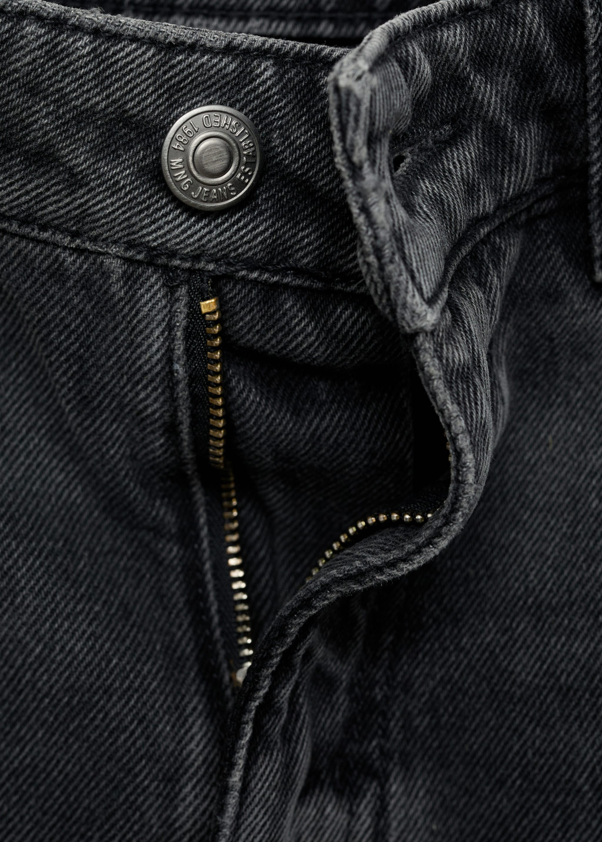 Low-rise loose-fit wide leg jeans - Details of the article 0, Black denim. Ref: 77017717-00.