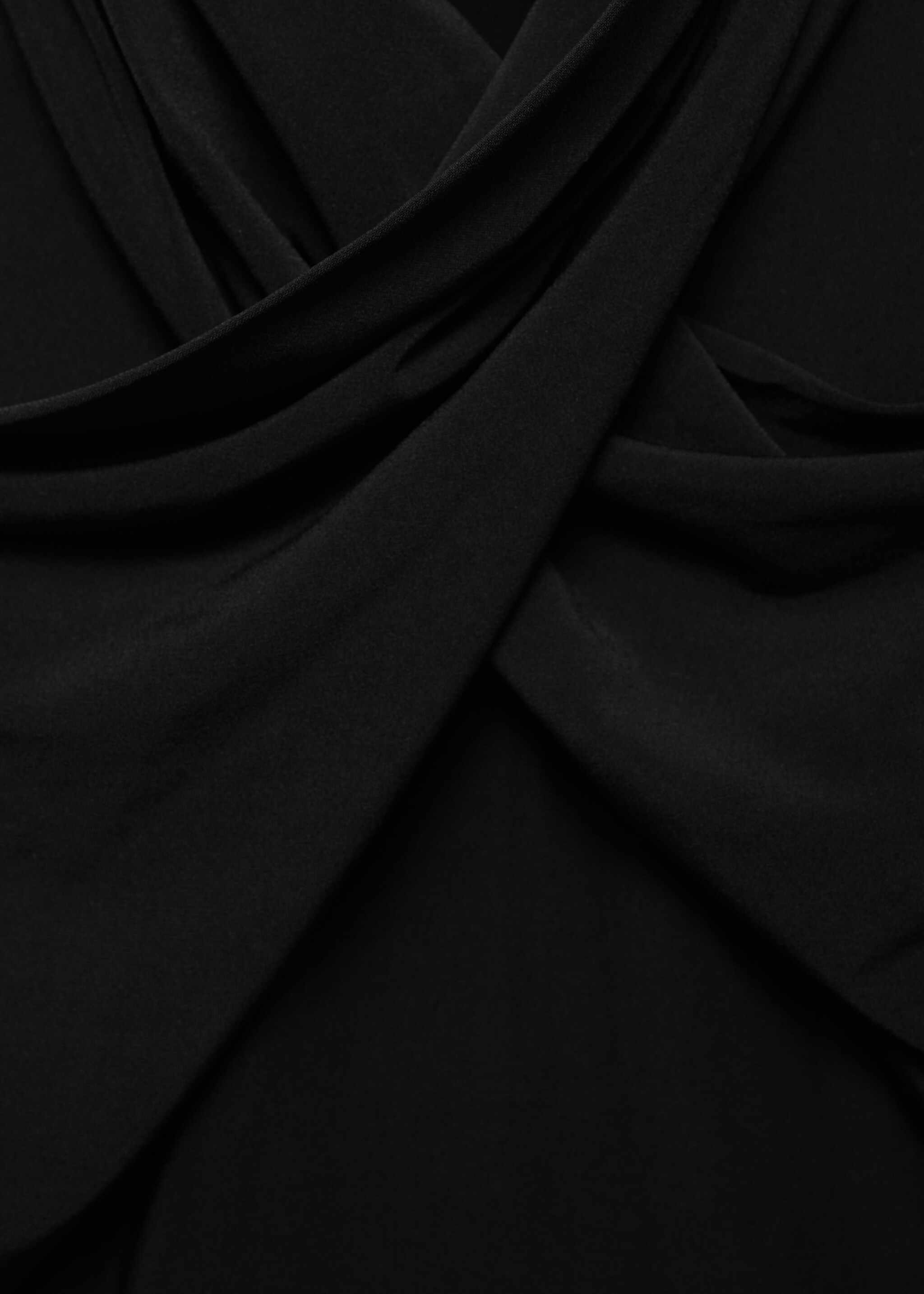 Cross-neck t-shirt - Details of the article 8, Black. Ref: 77017721-00.