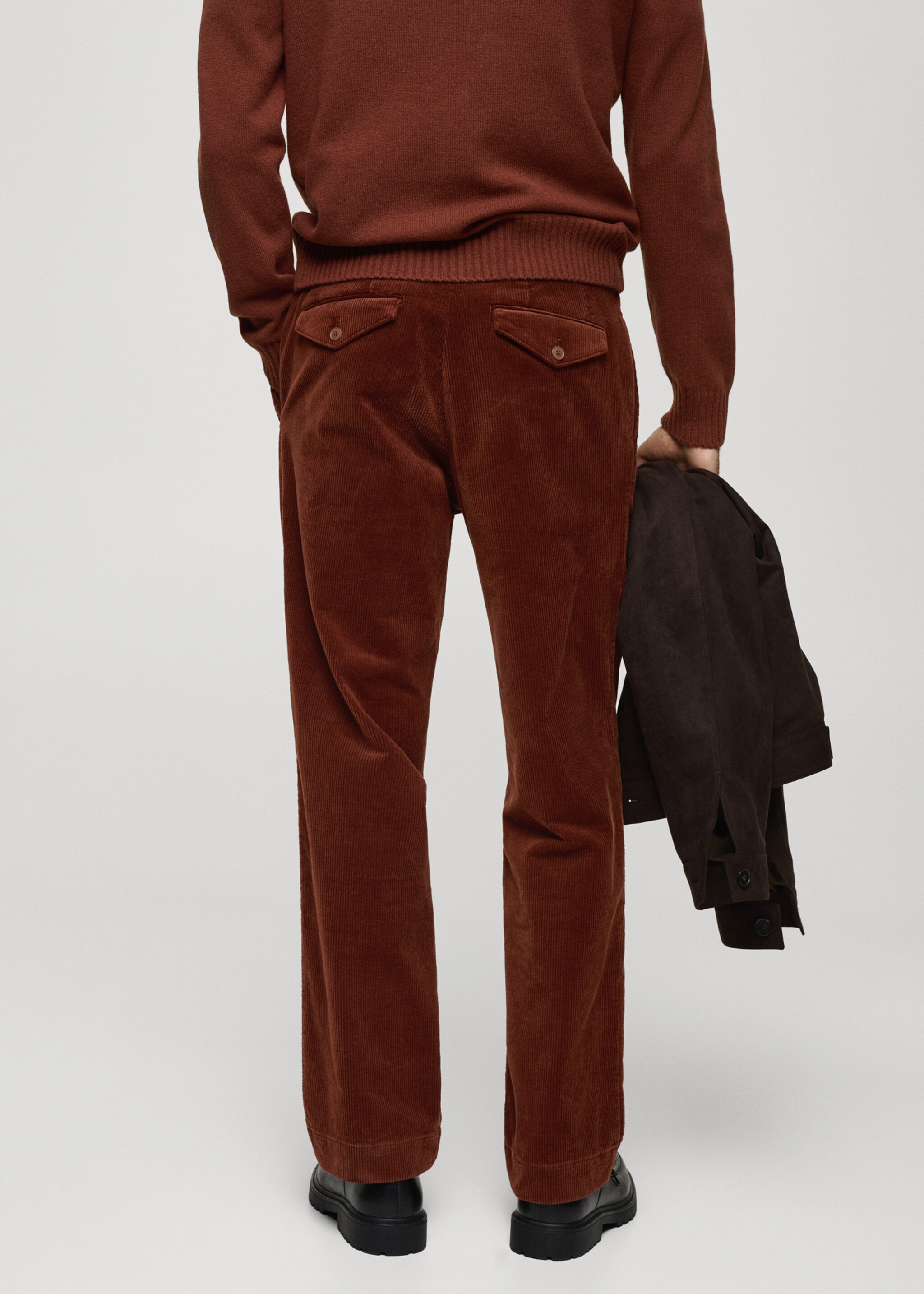 Corduroy straight-fit trousers - Reverse of the article, Russet. Ref: 77017921-00.