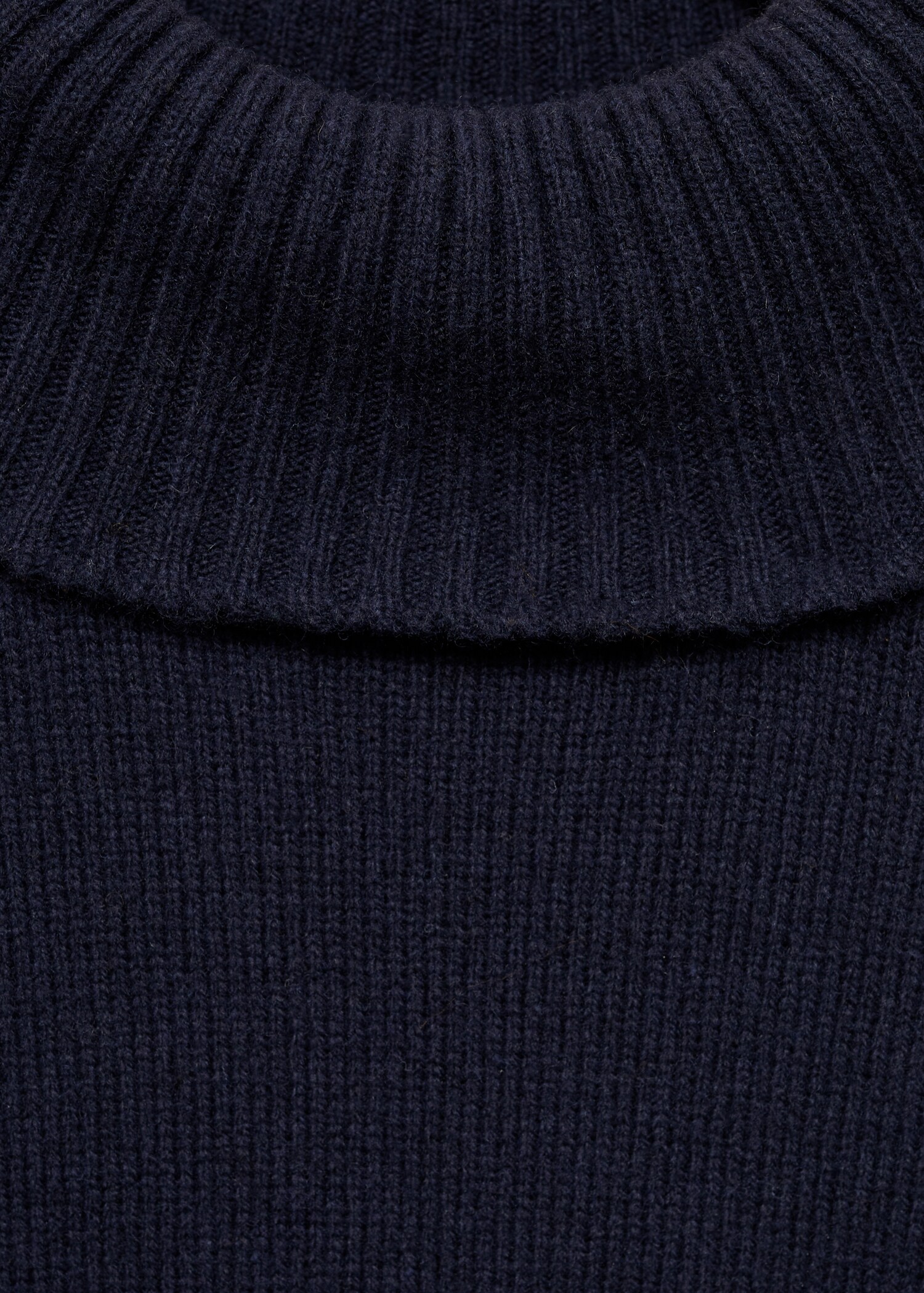 Strickpullover aus Wolle mit Rollkragen - Detail des Artikels 8