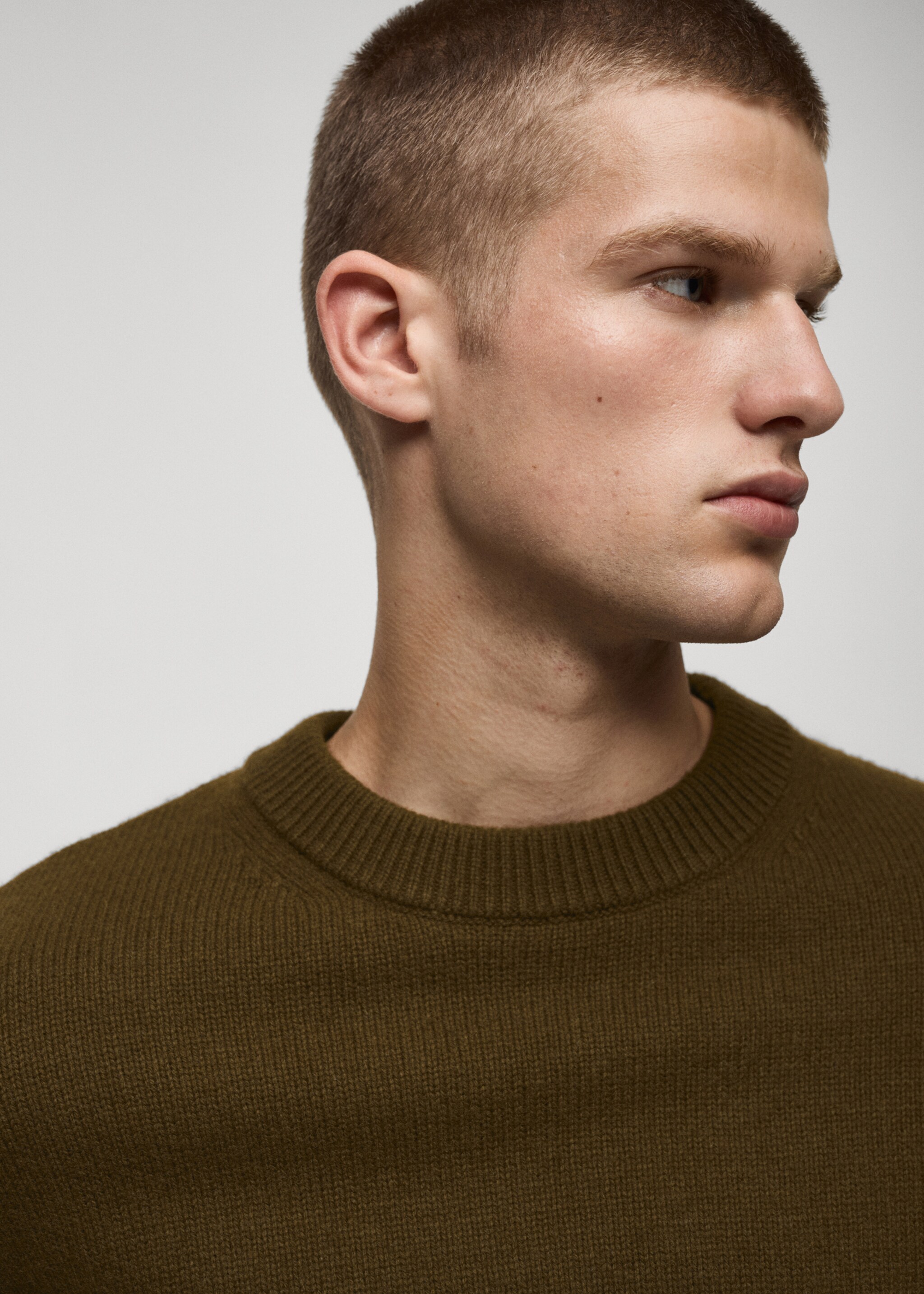 Knitted wool blend sweater - Details of the article 1, Olive Green. Ref: 77017938-00.