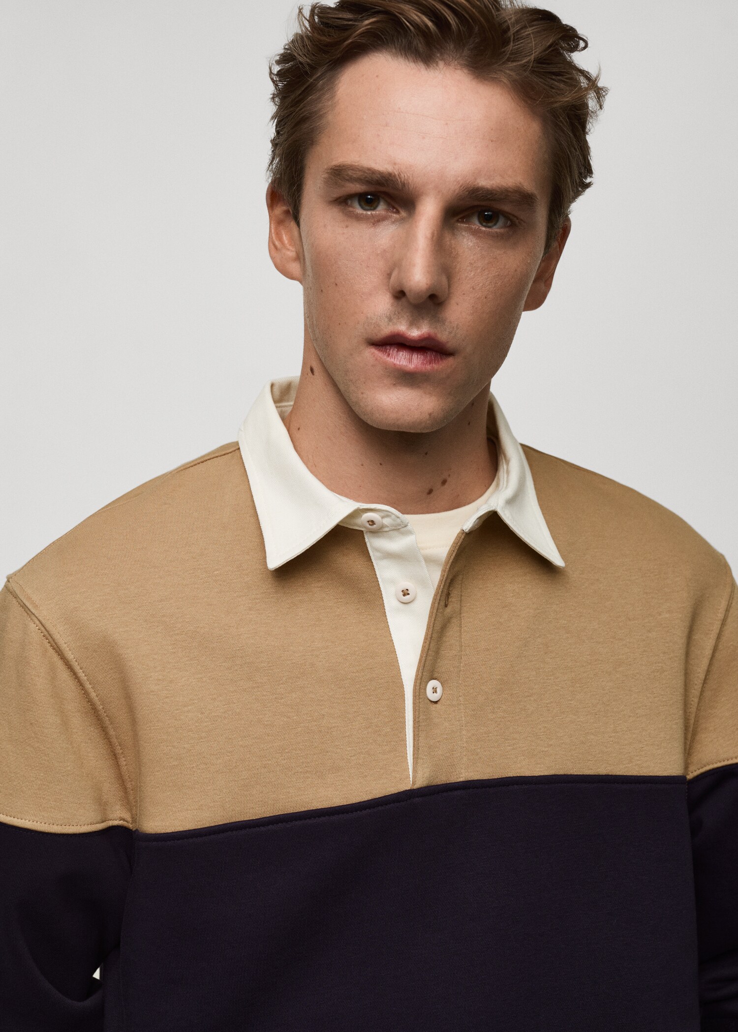 Two-tone cotton polo sweatshirt - Details of the article 1