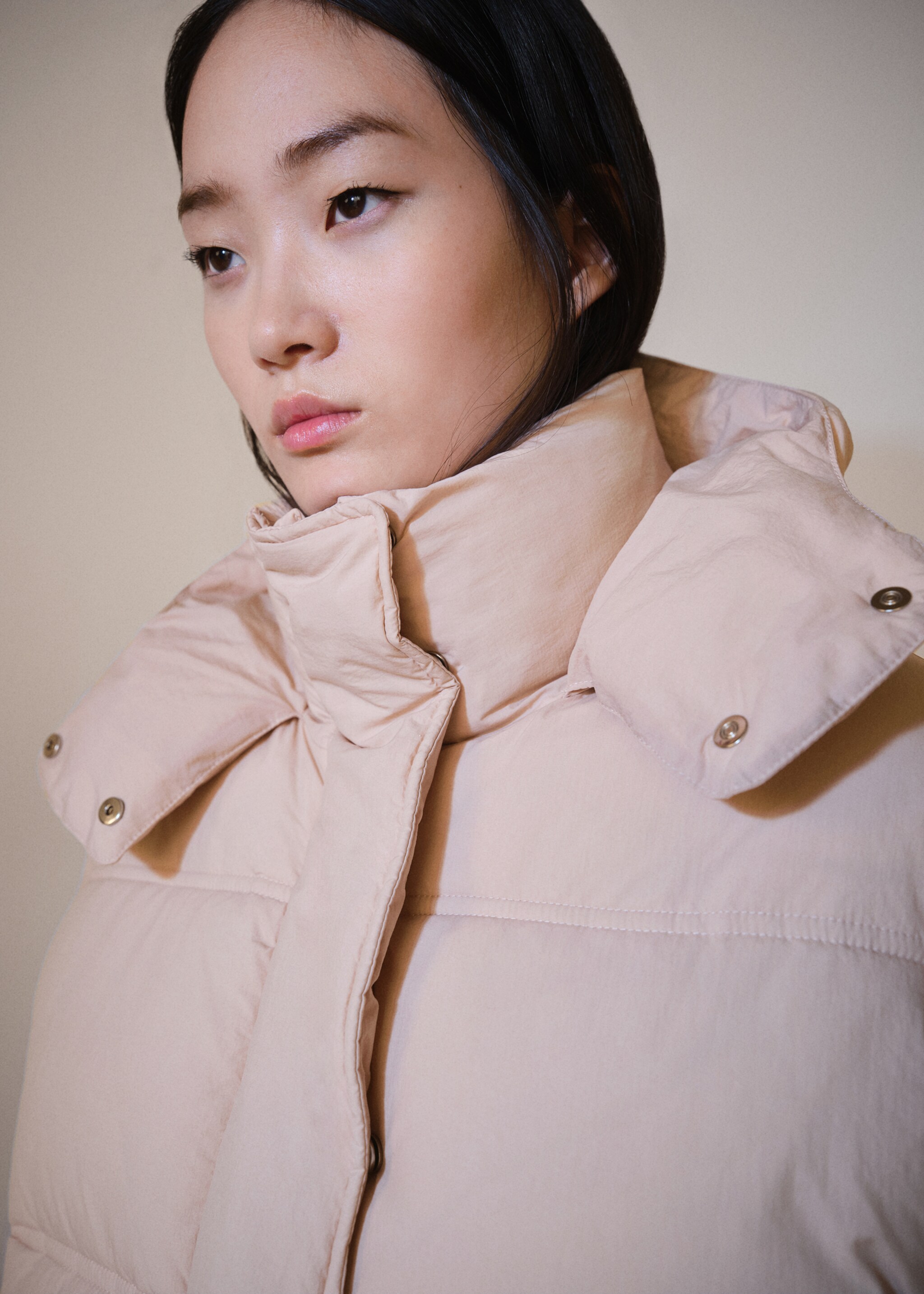 Short padded hooded anorak - Details of the article 1, Pastel Pink. Ref: 77018266-00.