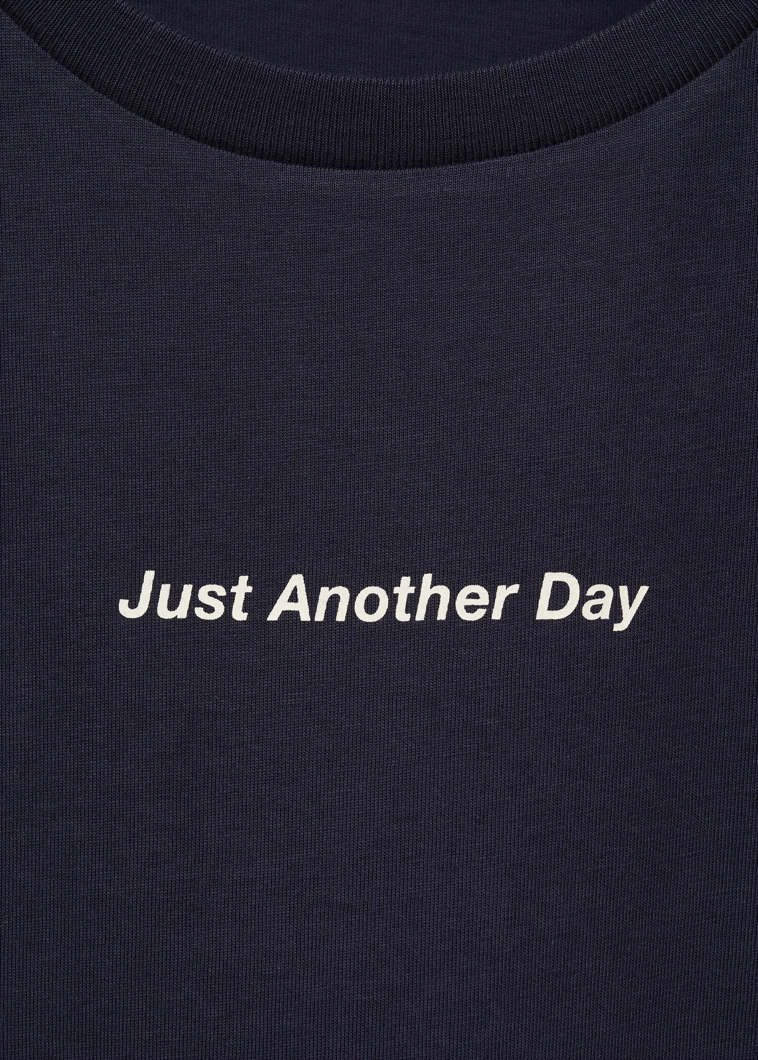 Oversized message t-shirt - Details of the article 8