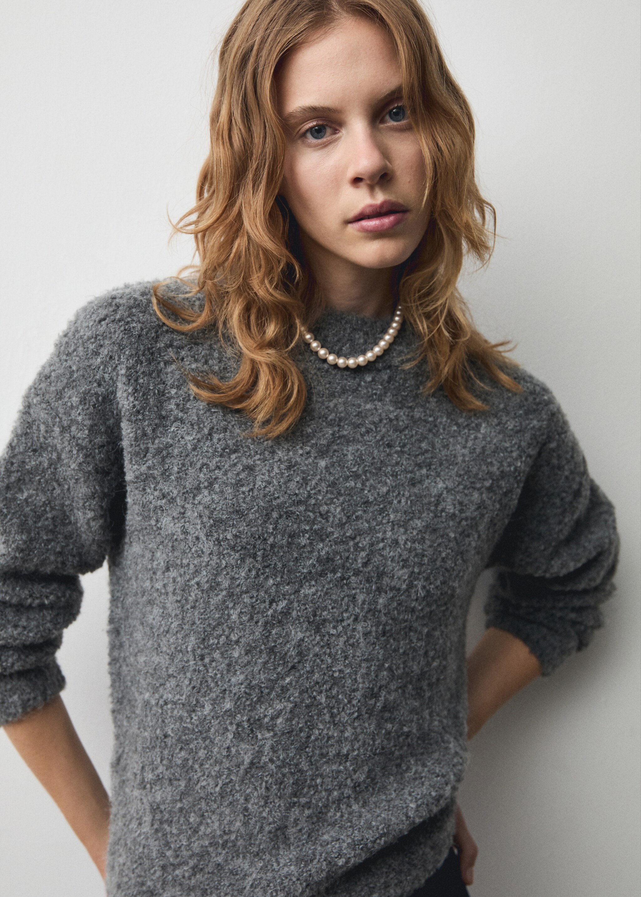 Rundhals-Strickjersey - Mittlere Ansicht, Anthrazit. Ref: 77019058-00.