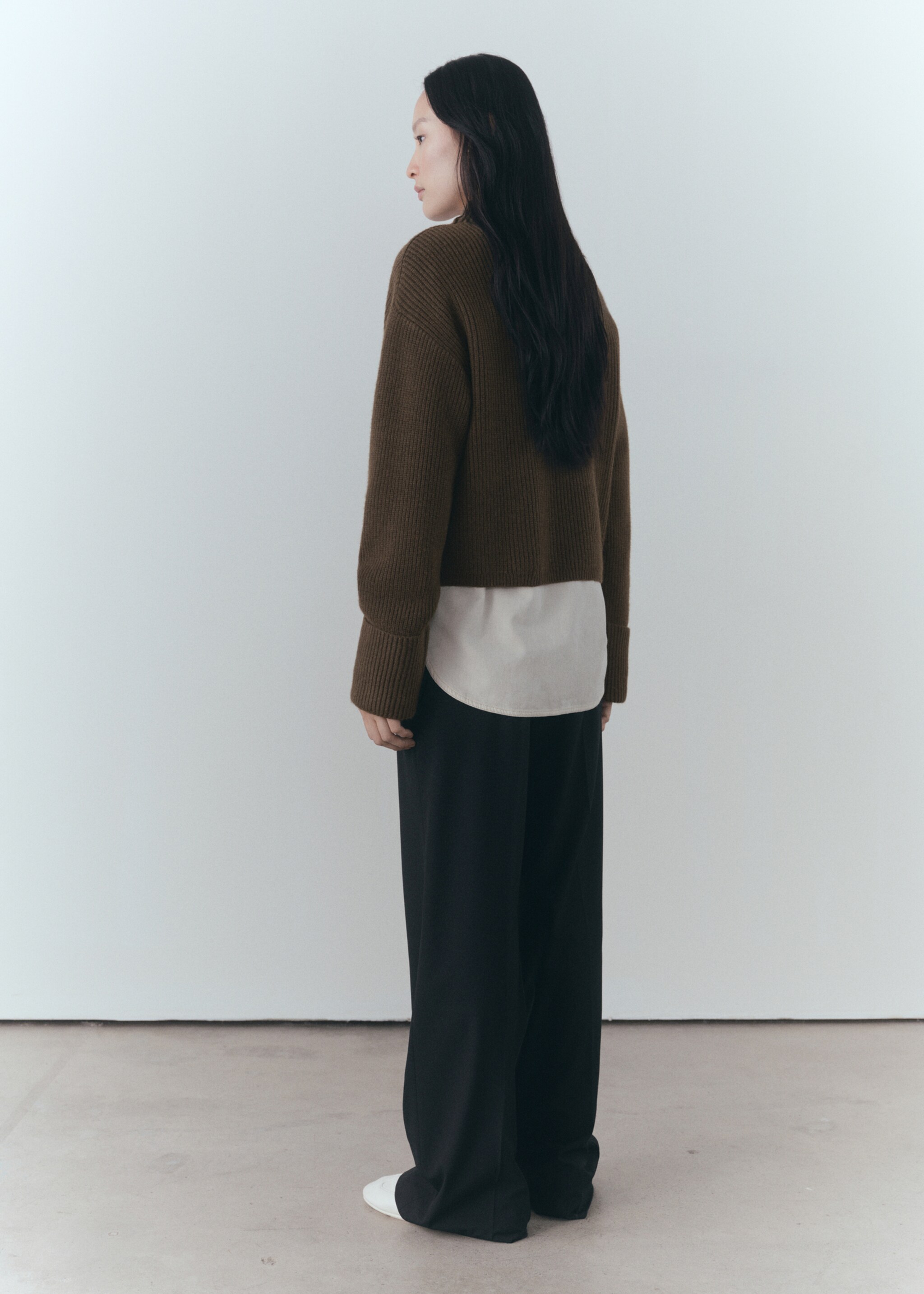 Jersey canalé cuello perkins - Reverso del artículo, Khaki. Ref: 77019066-00.