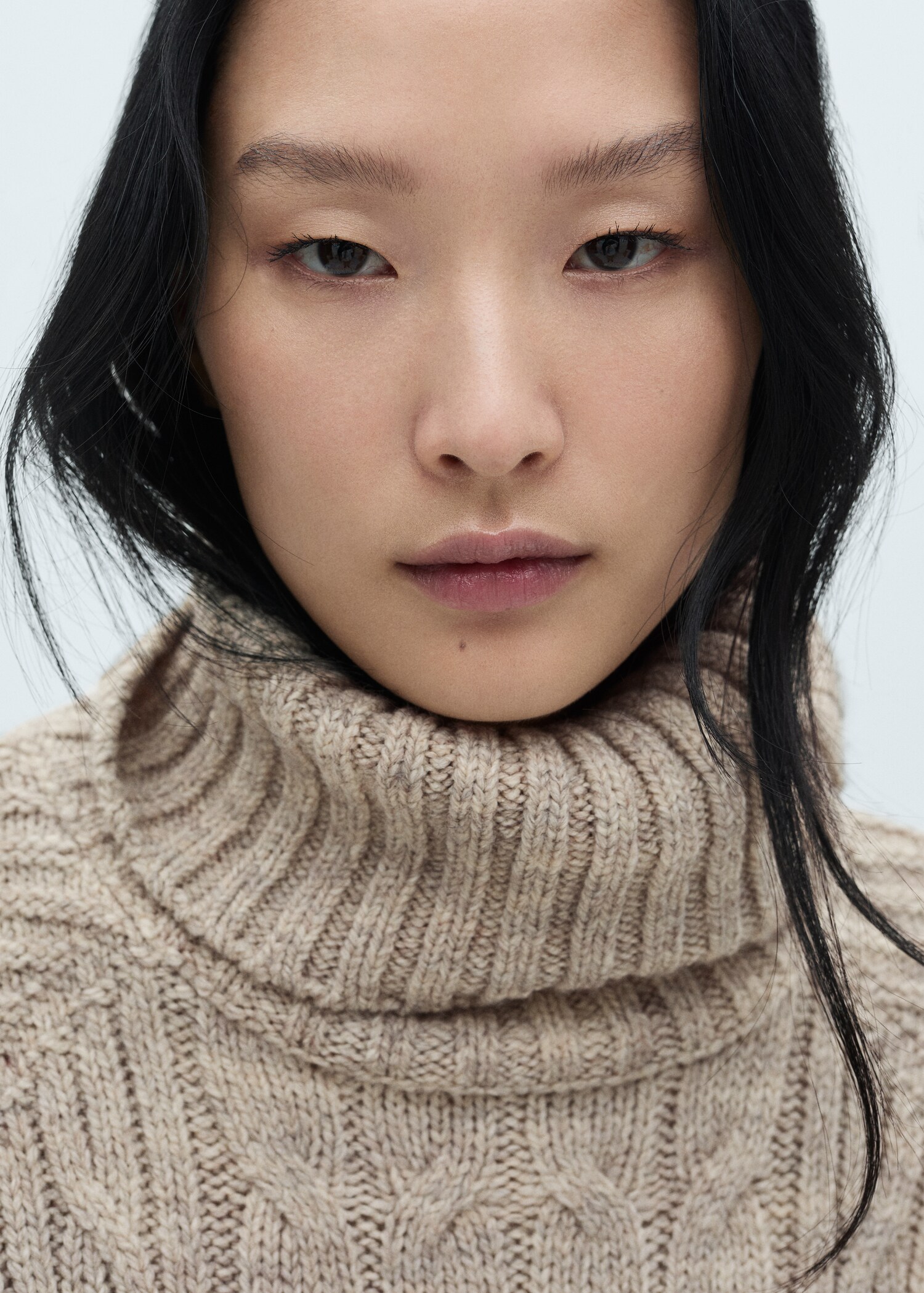 Short-sleeved braided sweater - Details of the article 1