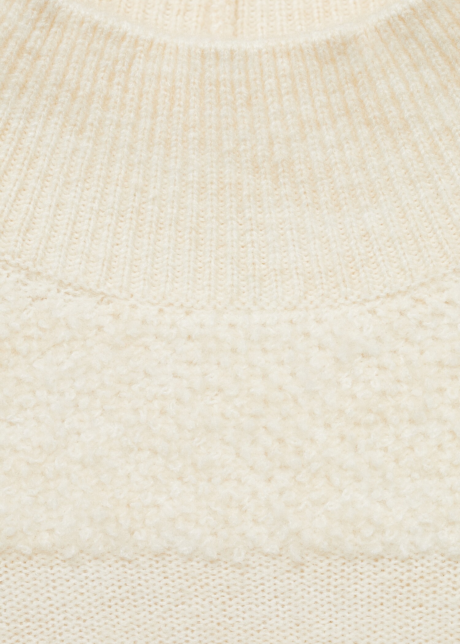 Pull-over empiècements col montant - Détail de l'article 8