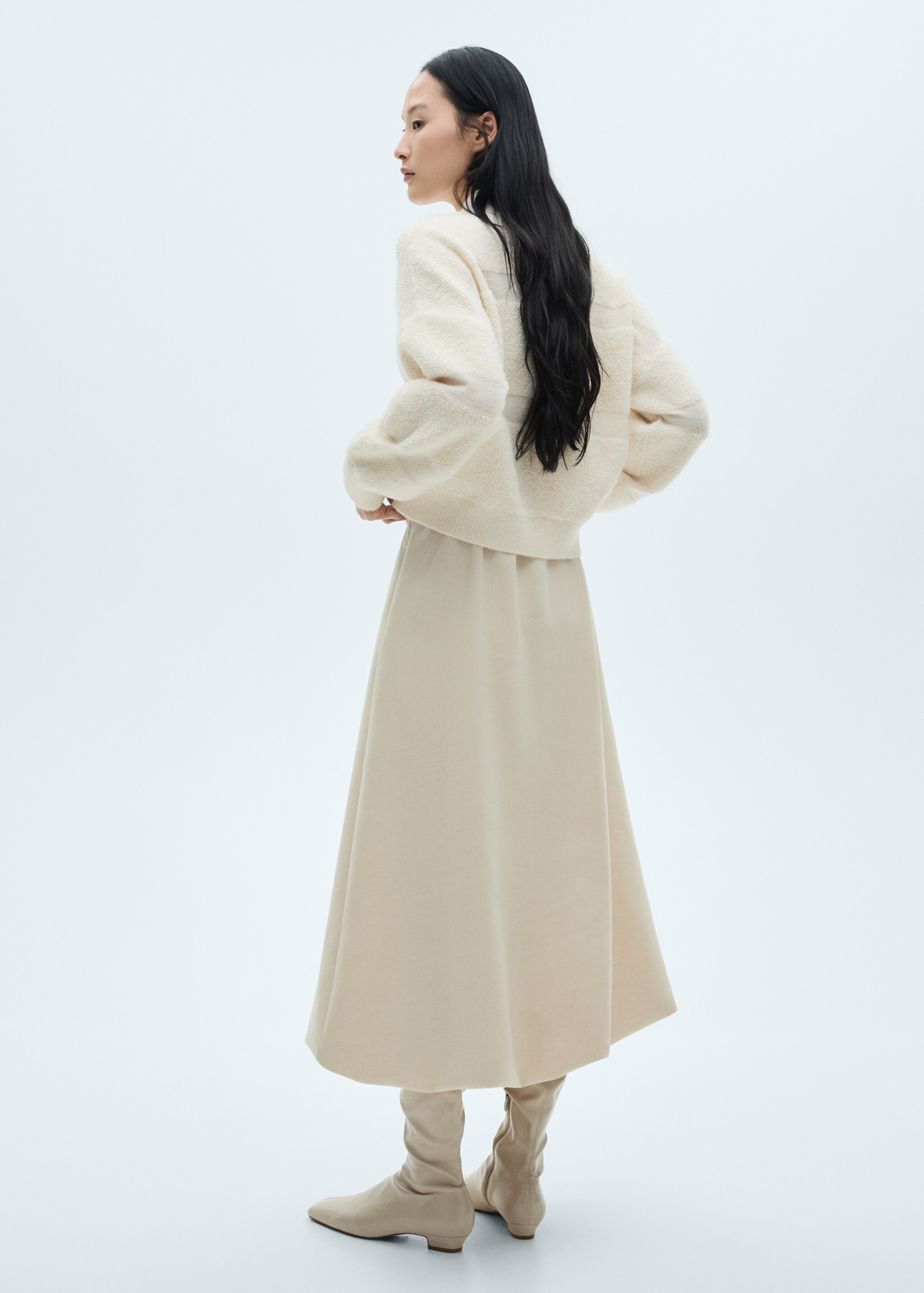 Pull-over empiècements col montant - Verso de l’article, Écru. Ref: 77019078-00.