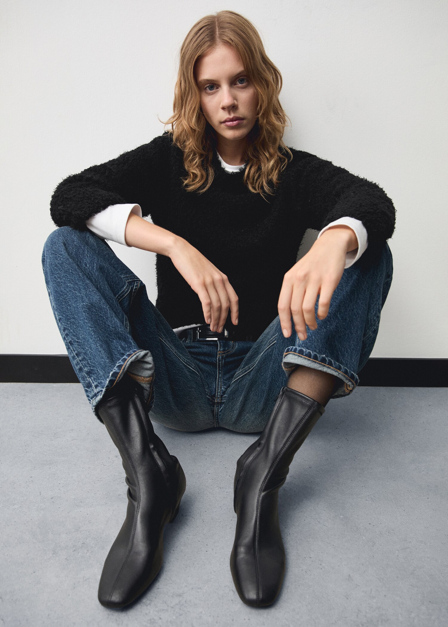 Faux-fur knitted sweater - Details of the article 2