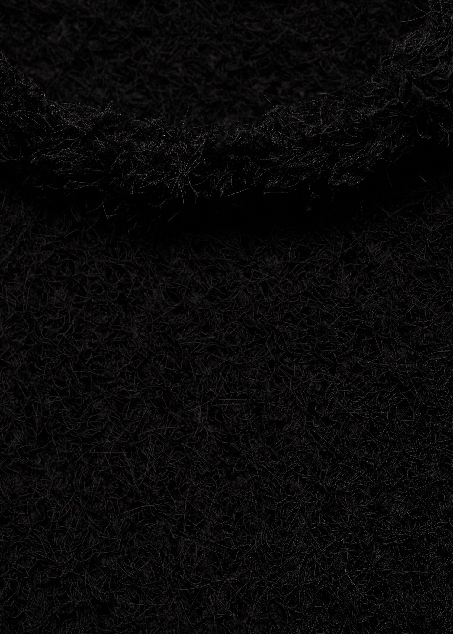 Faux-fur knitted sweater - Details of the article 8