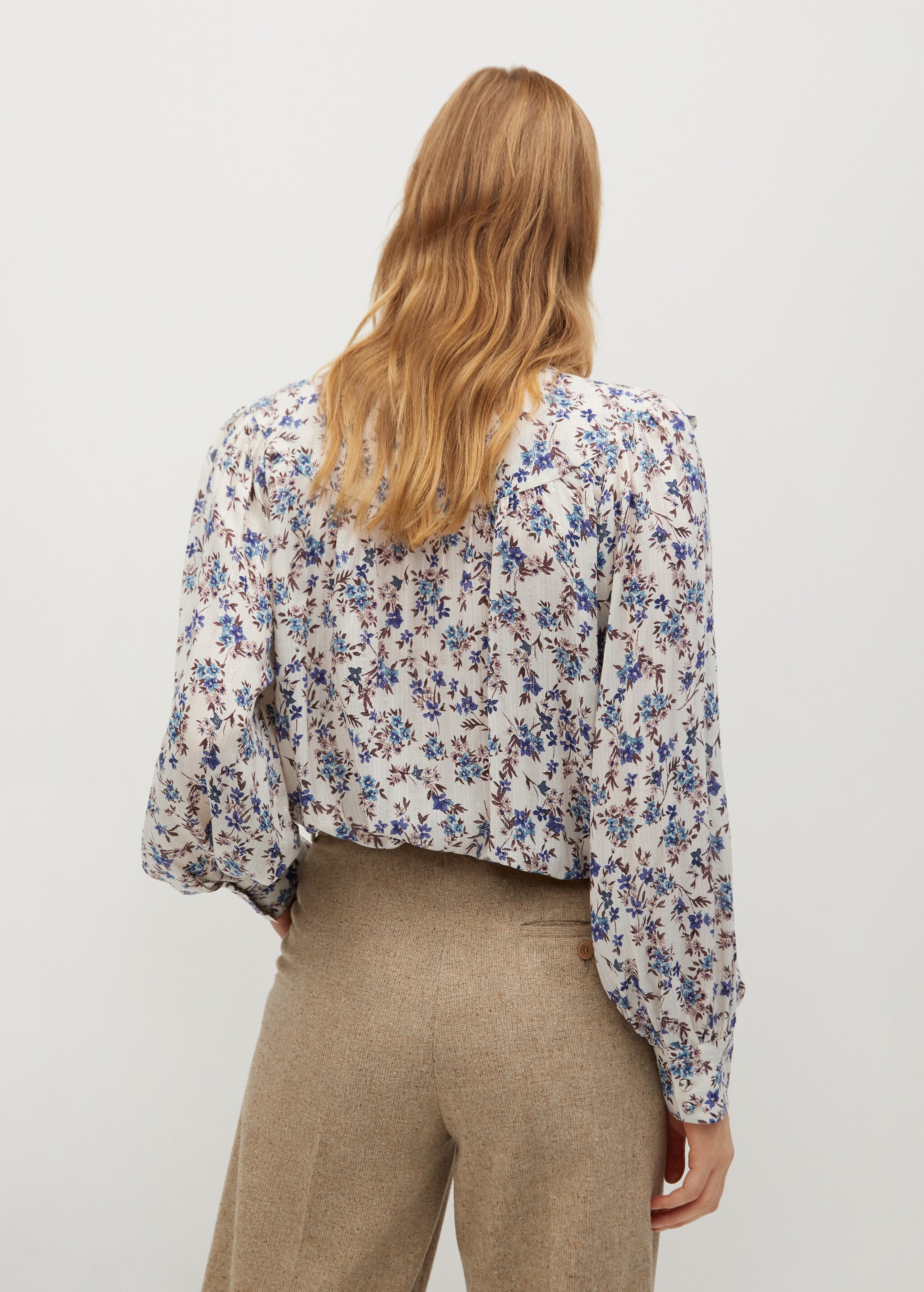 Blusa fluida estampado floral - Reverso del artículo