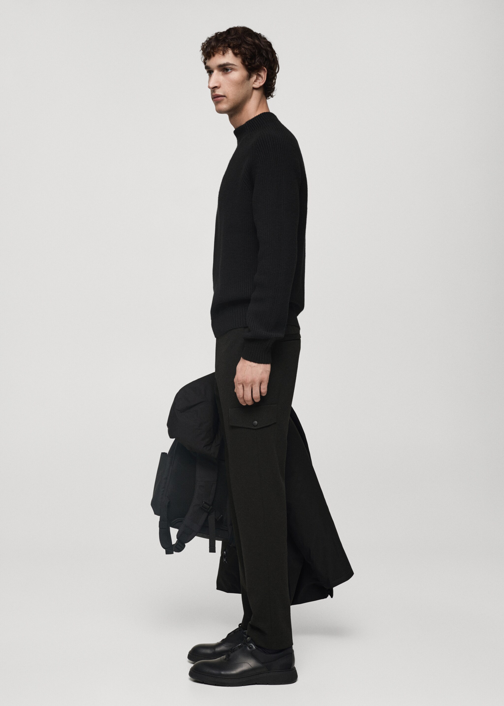 Wärmeregulierende Carghose aus Comfort-Stretch-Gewebe - Detail des Artikels 2, Grau. Ref: 77019231-00.