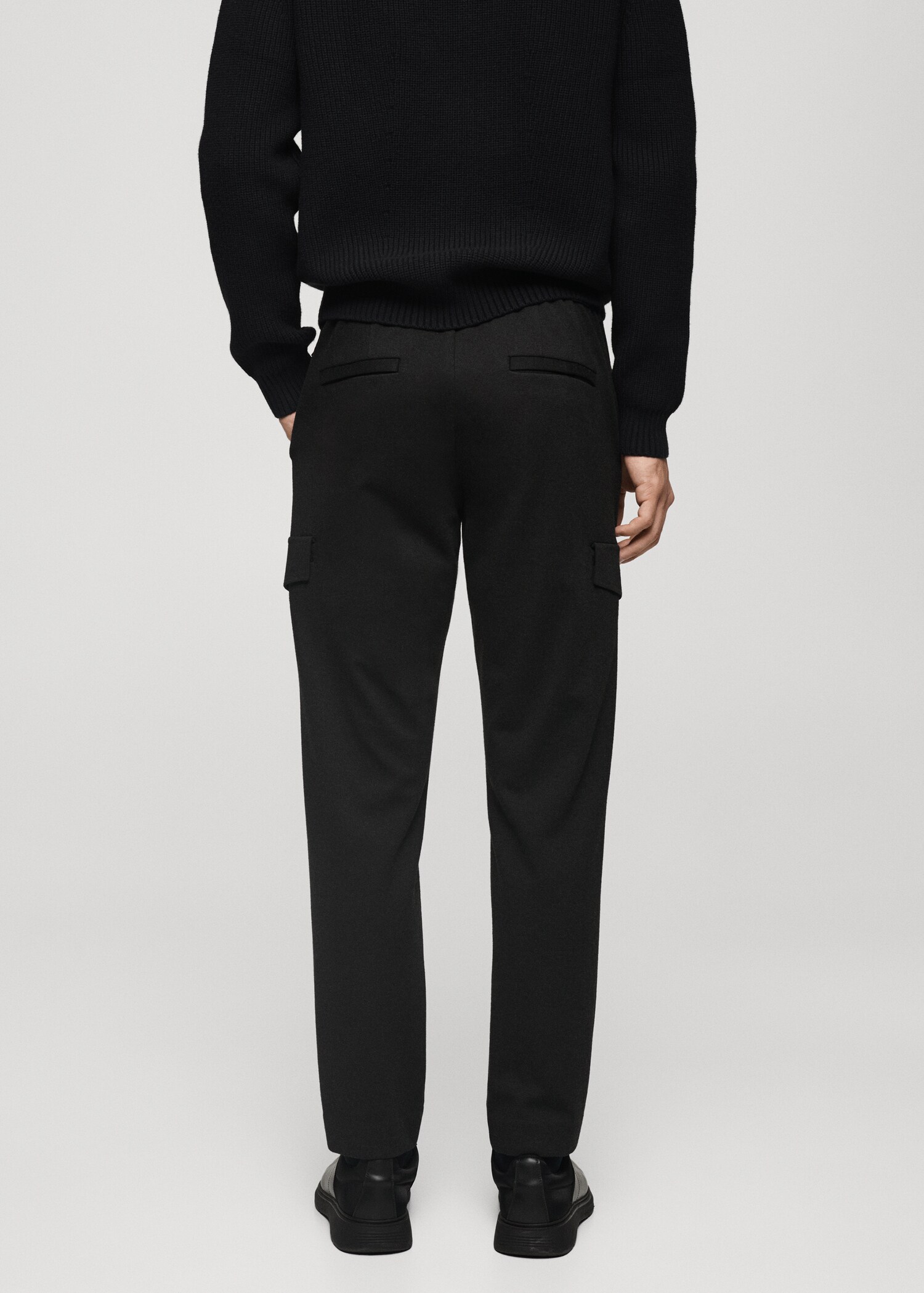 Wärmeregulierende Carghose aus Comfort-Stretch-Gewebe - Rückseite des Artikels