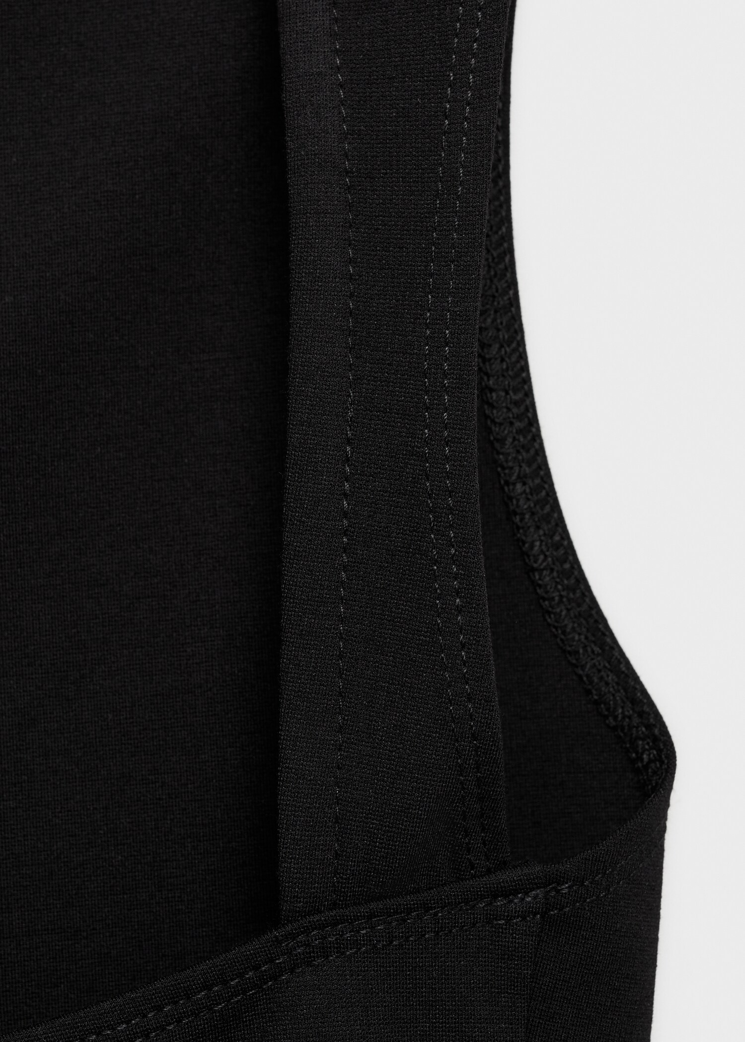 Backless top - Details of the article 0