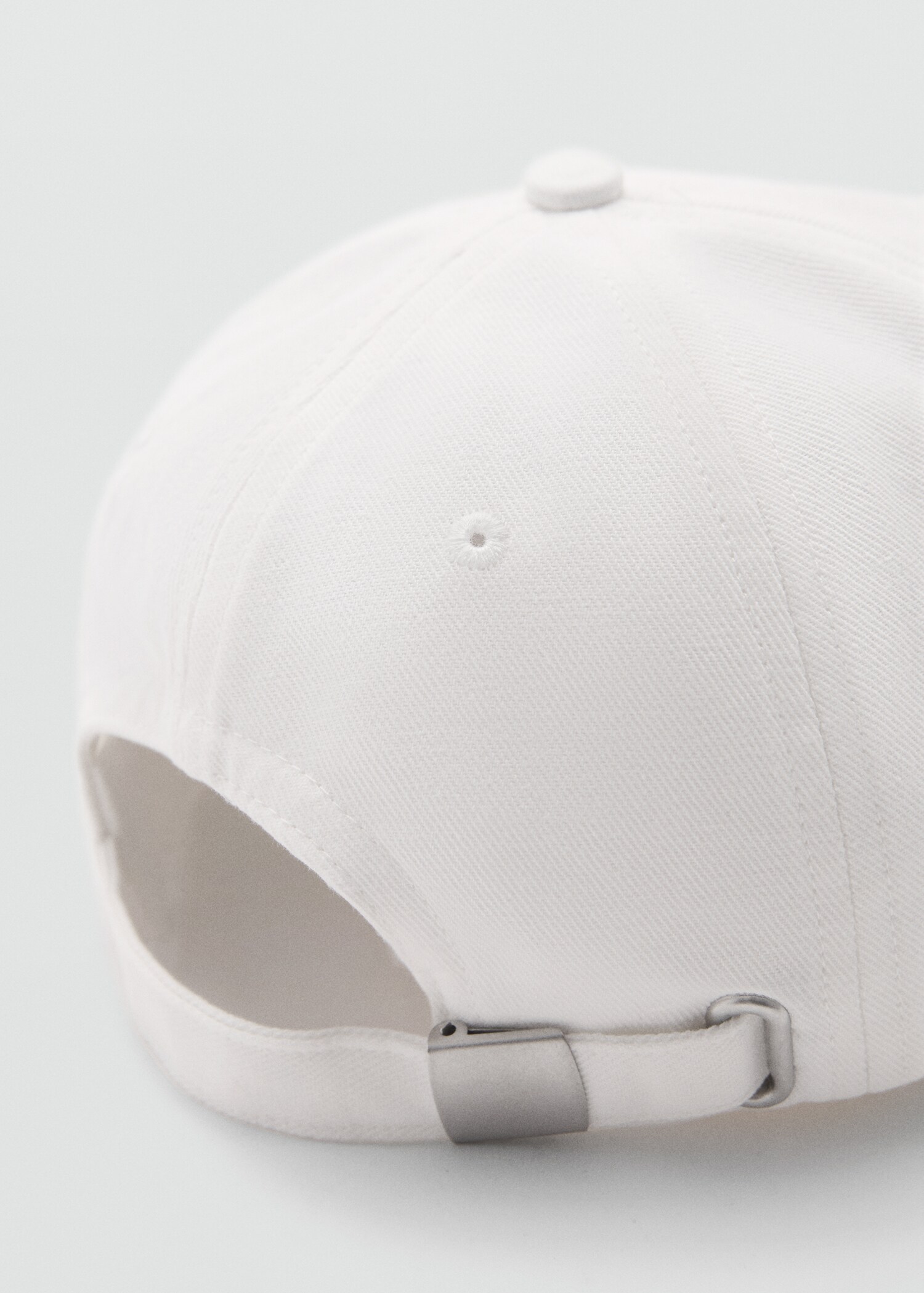 Embroidered message cap - Details of the article 1