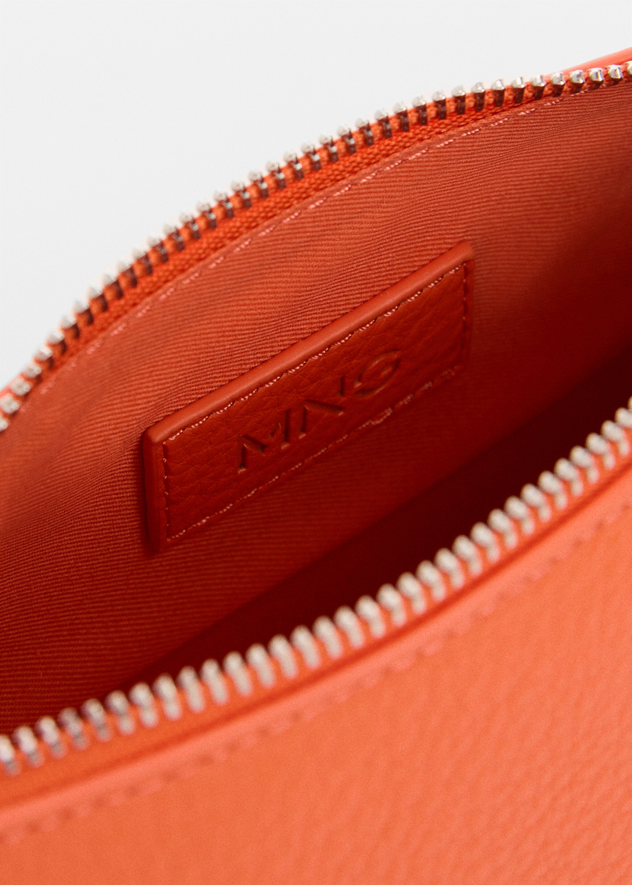 Shoulder bag with buckle - Details of the article 2