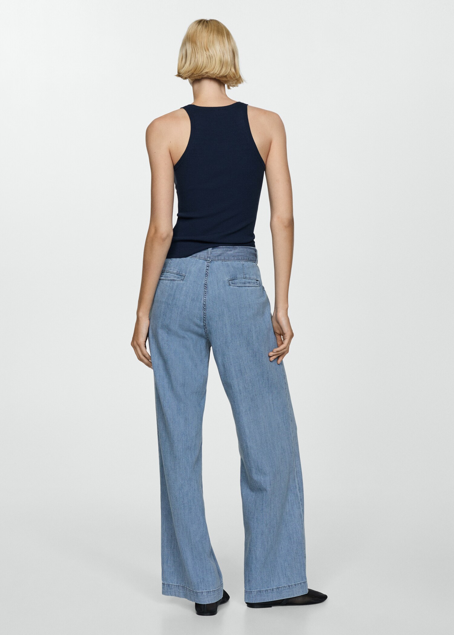 Flowy wideleg trousers with belt - Reverse of the article