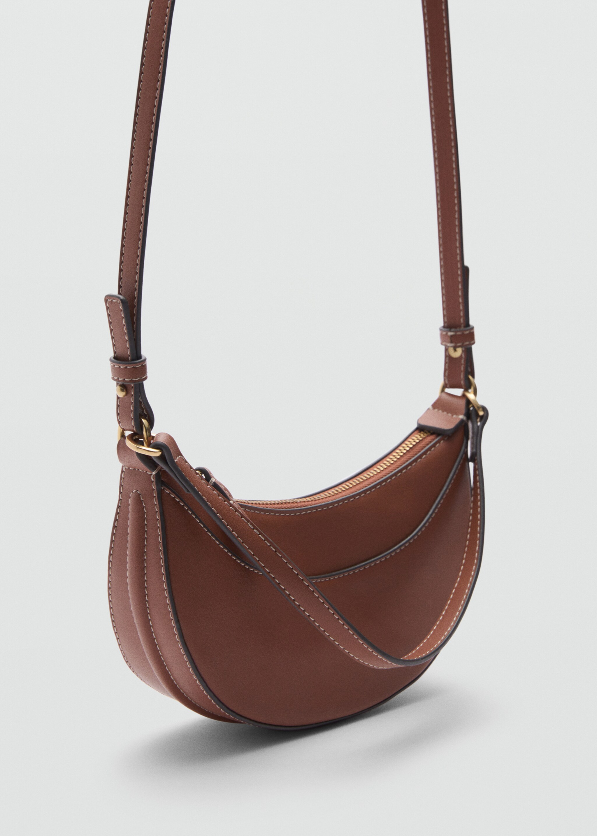 Oval shoulder bag - Medium plane, Leather. Ref: 77020328-00.