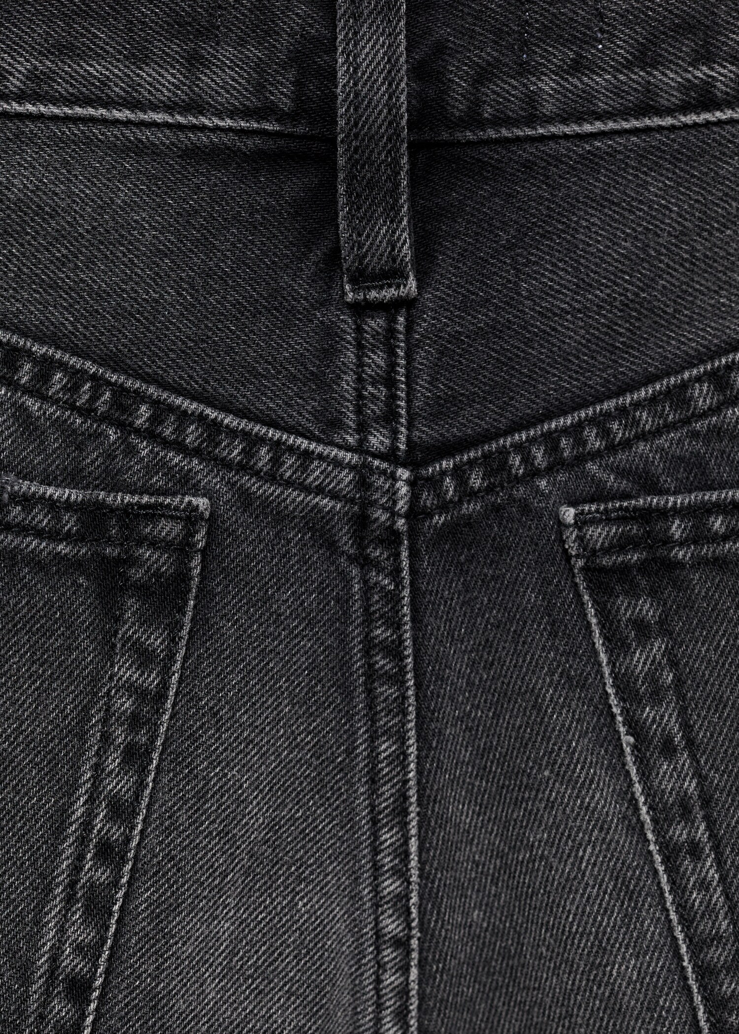 Jeansshorts mit Zierrissen - Detail des Artikels 0