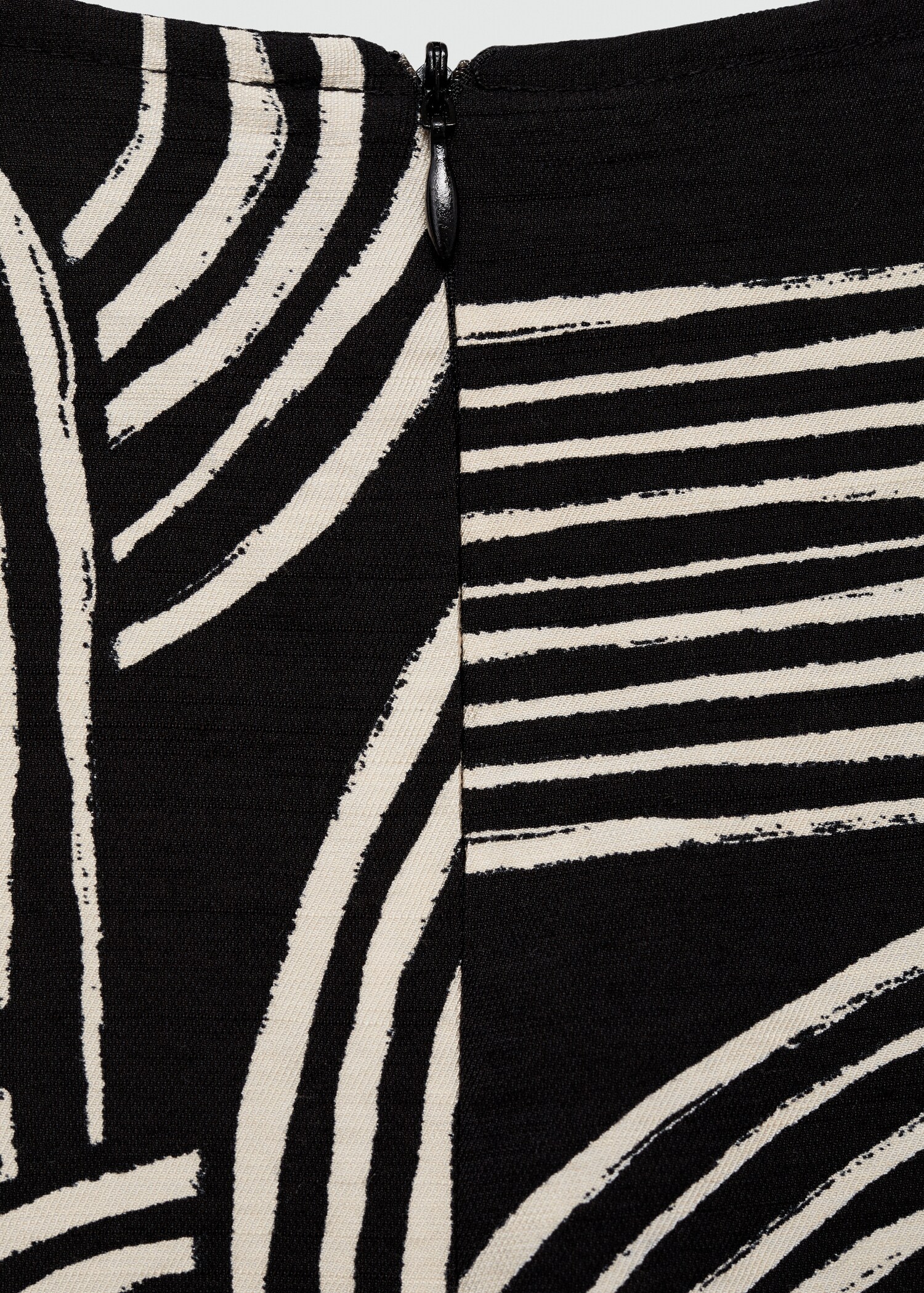 Printed dress with openings - Details of the article 0
