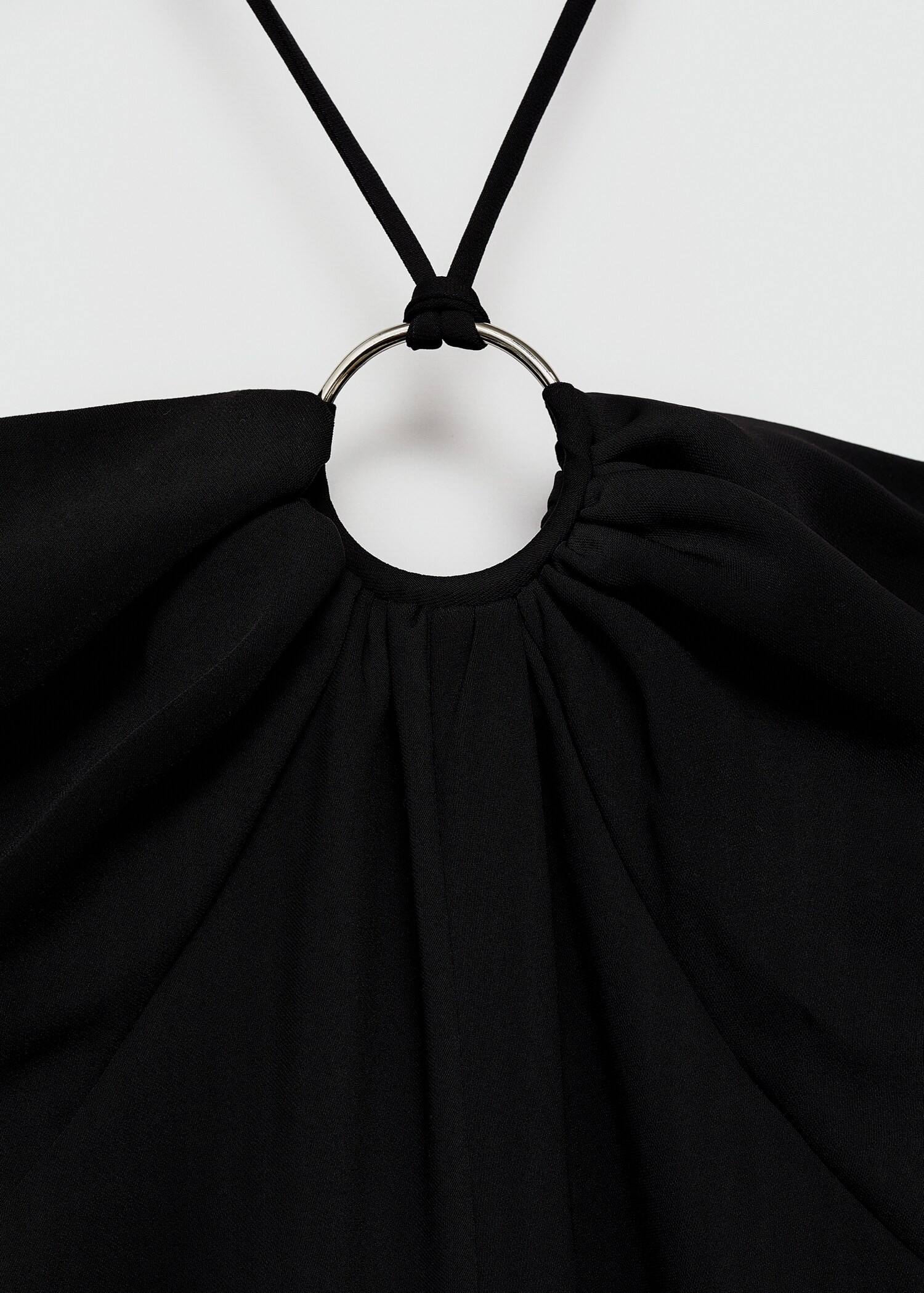 Neckholder-Jumpsuit mit Ring - Detail des Artikels 8