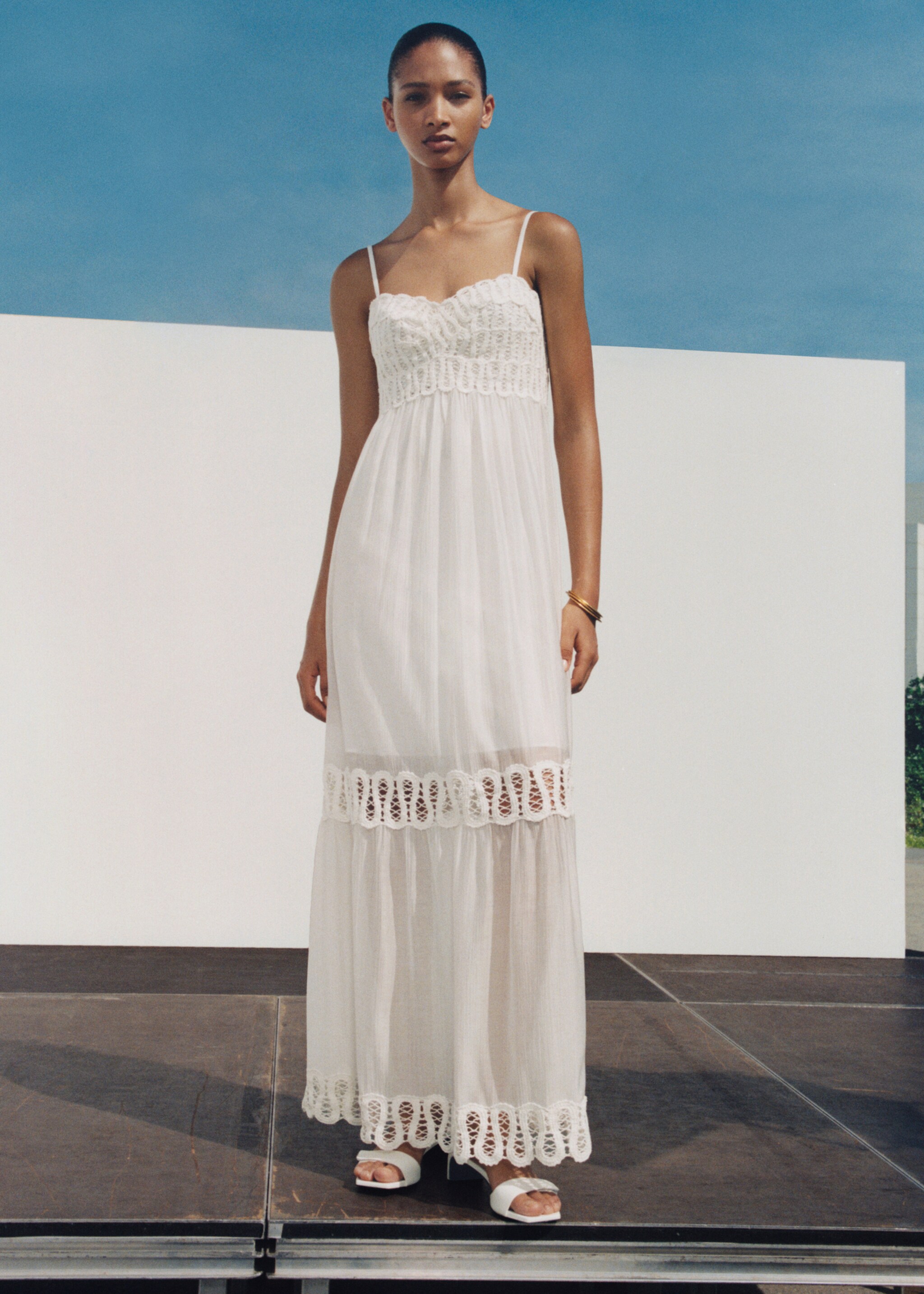Embroidered detail dress - Details of the article 6
