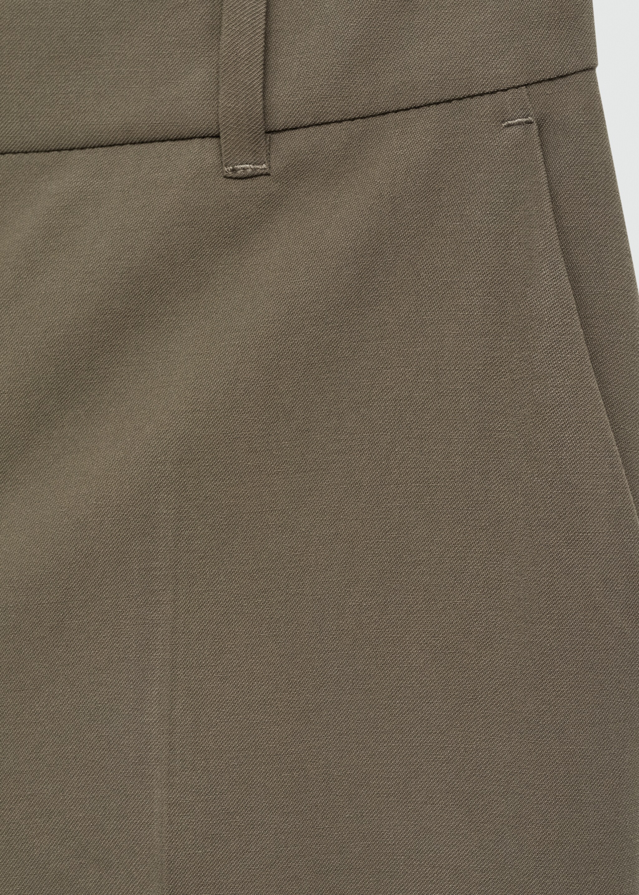 Pantalons pinces wideleg - Detall de l'article 8, Caqui. Ref: 77020374-00.