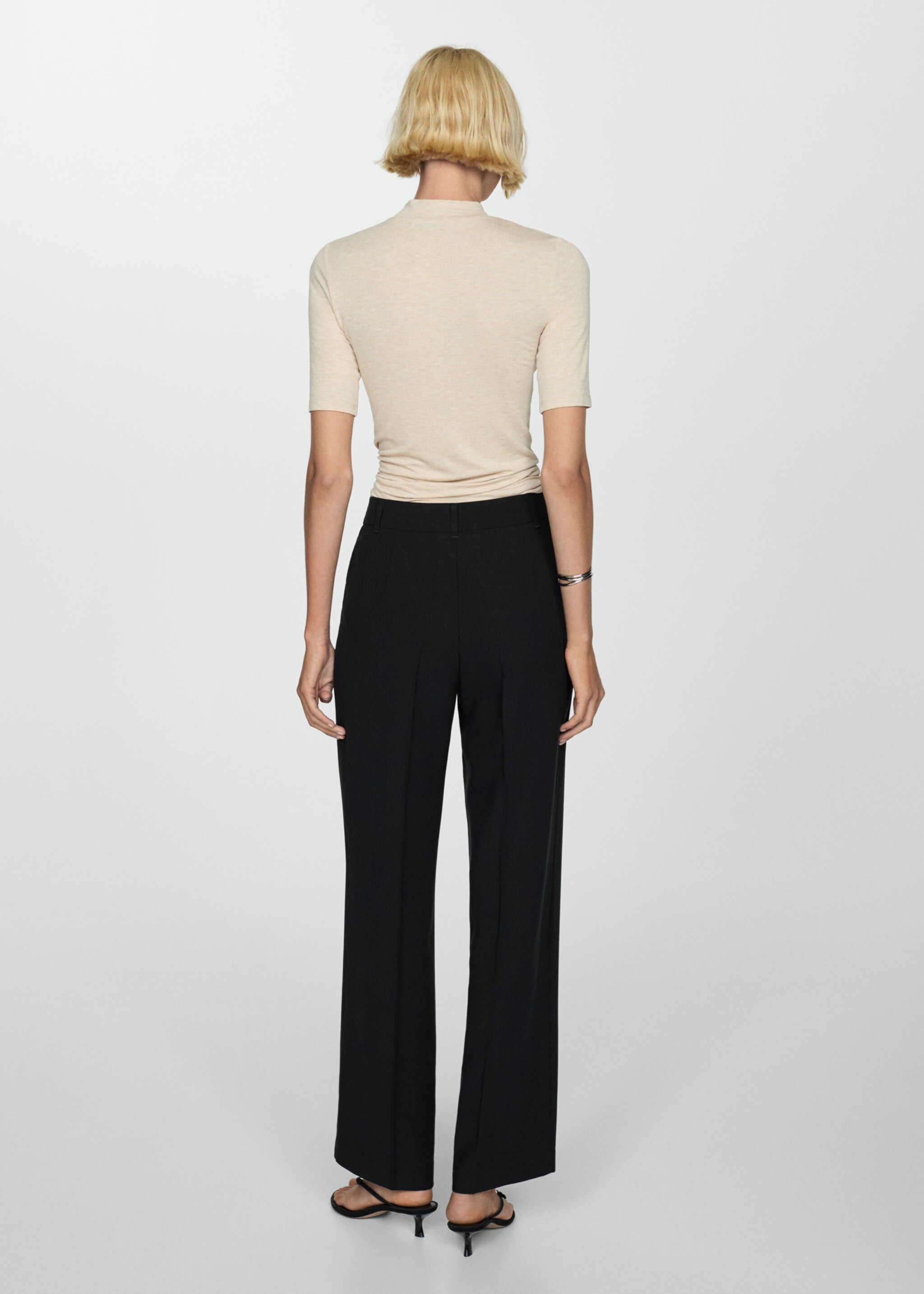 Pantalons pinces wideleg - Revers de l'article, Negre. Ref: 77020374-00.